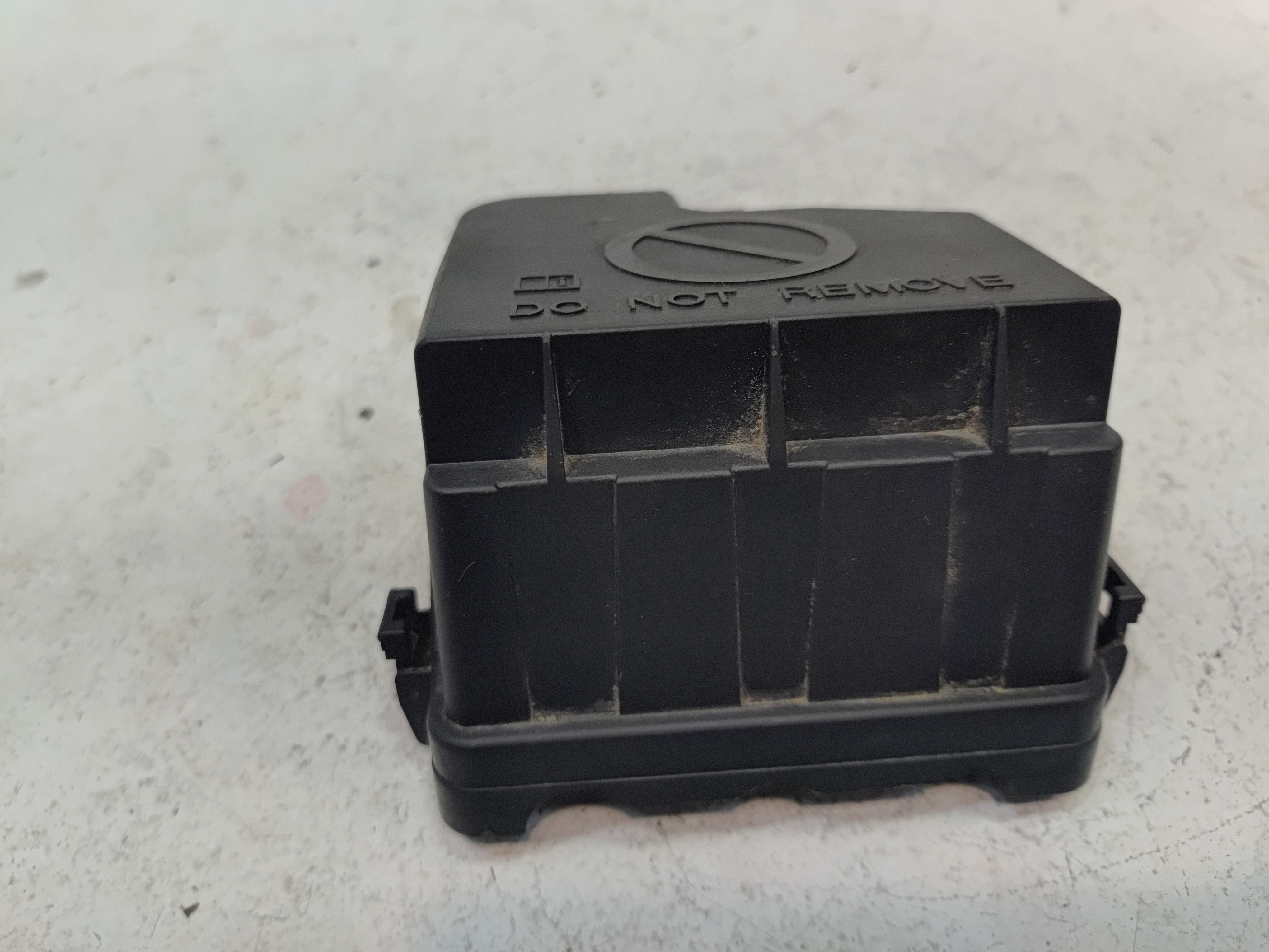 2016-2021 Honda Civic Upper Cover Battert Negative Terminal OEM