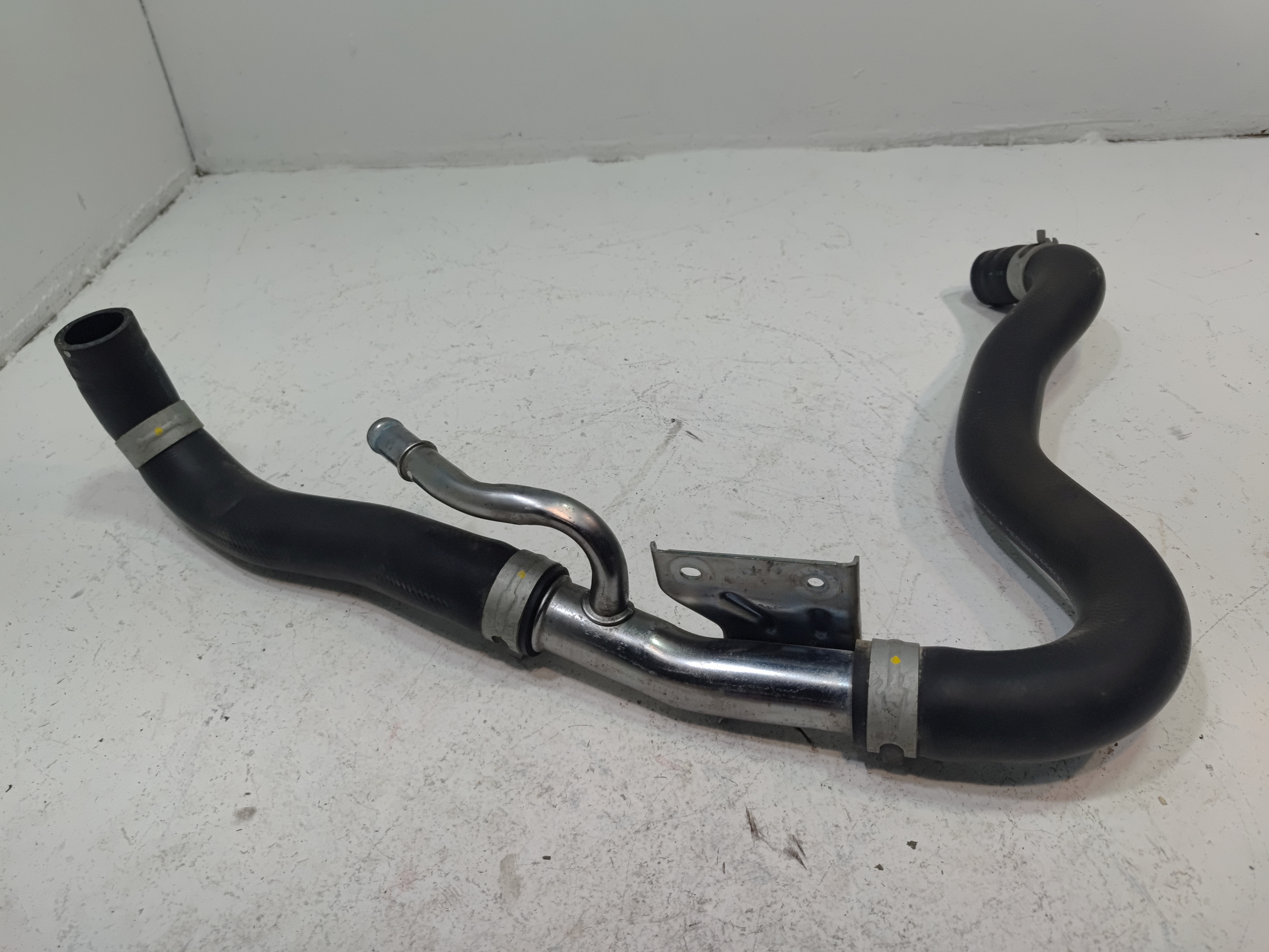 2017-2021 HONDA CIVIC SPORT 2.0L ENGINE RADIATOR LOWER HOSE PIPE OEM