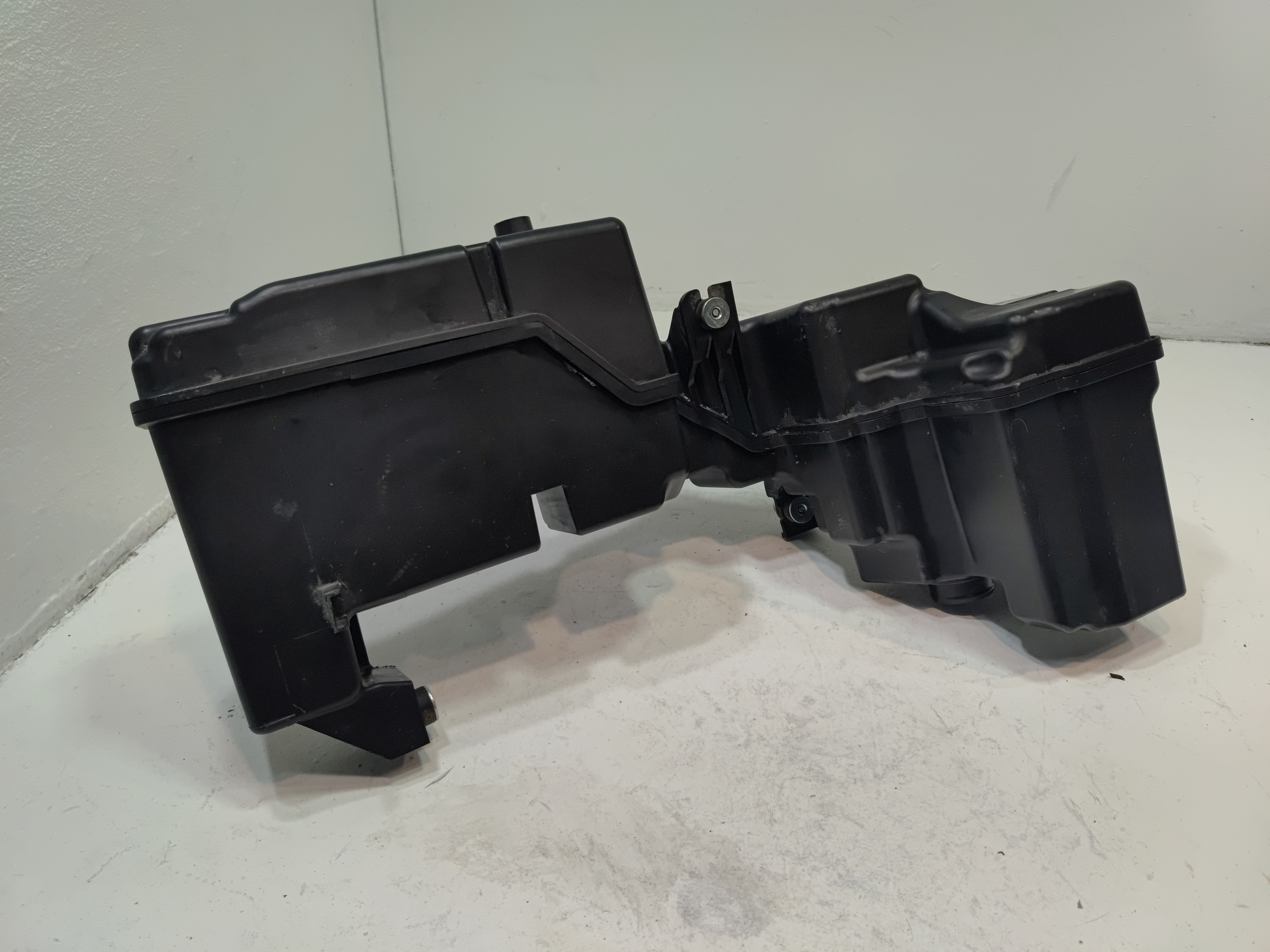 HONDA CIVIC 2.0L ENGINE AIR INTAKE RESONATOR BOX OEM 2016-2021