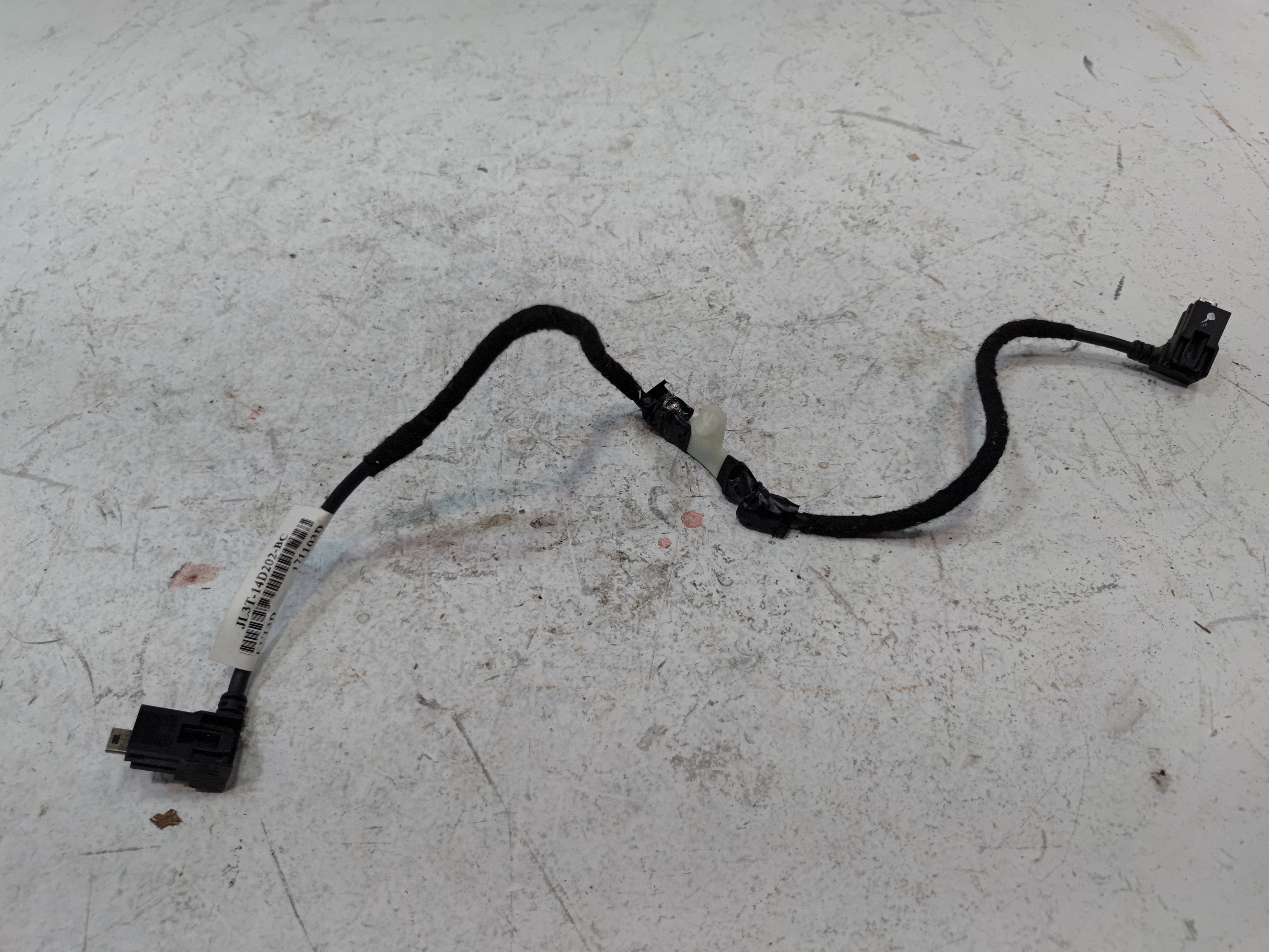 2018-2020 Ford F-150 Sound System Radio Receiver USB Wire Wiring Harness OEM