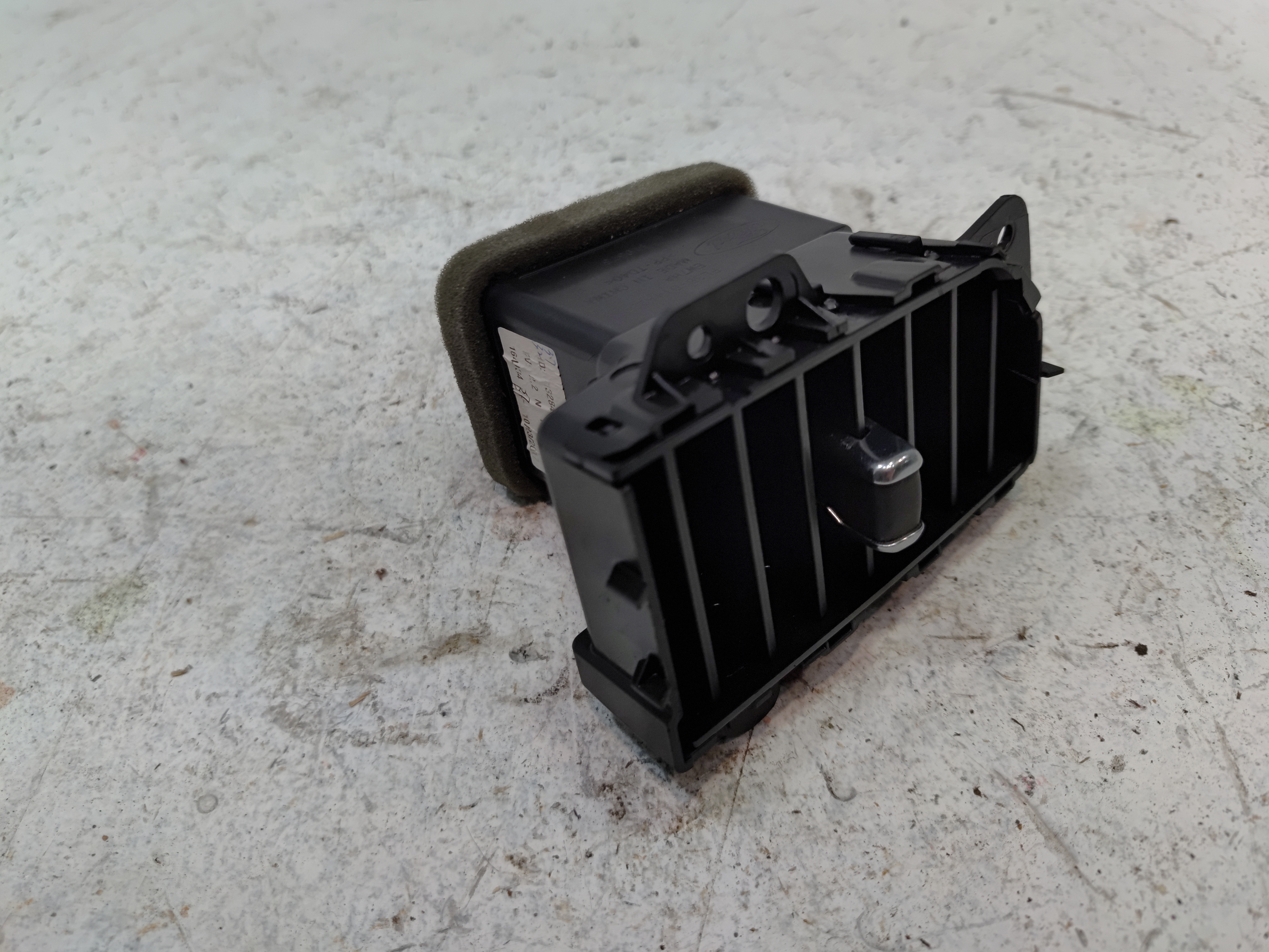 2015-2020 Ford F-150 Center Console Rearward Driver Side AC Air Vent Grille OEM