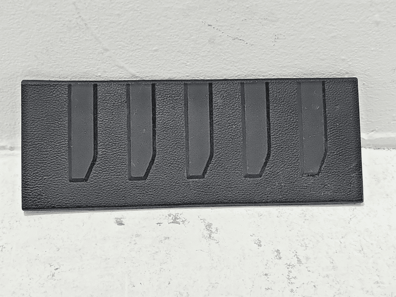 2015-2020 FORD F150 REAR PASSENGER SIDE DOOR SILL PLATE SCUFF CREW CAB OEM