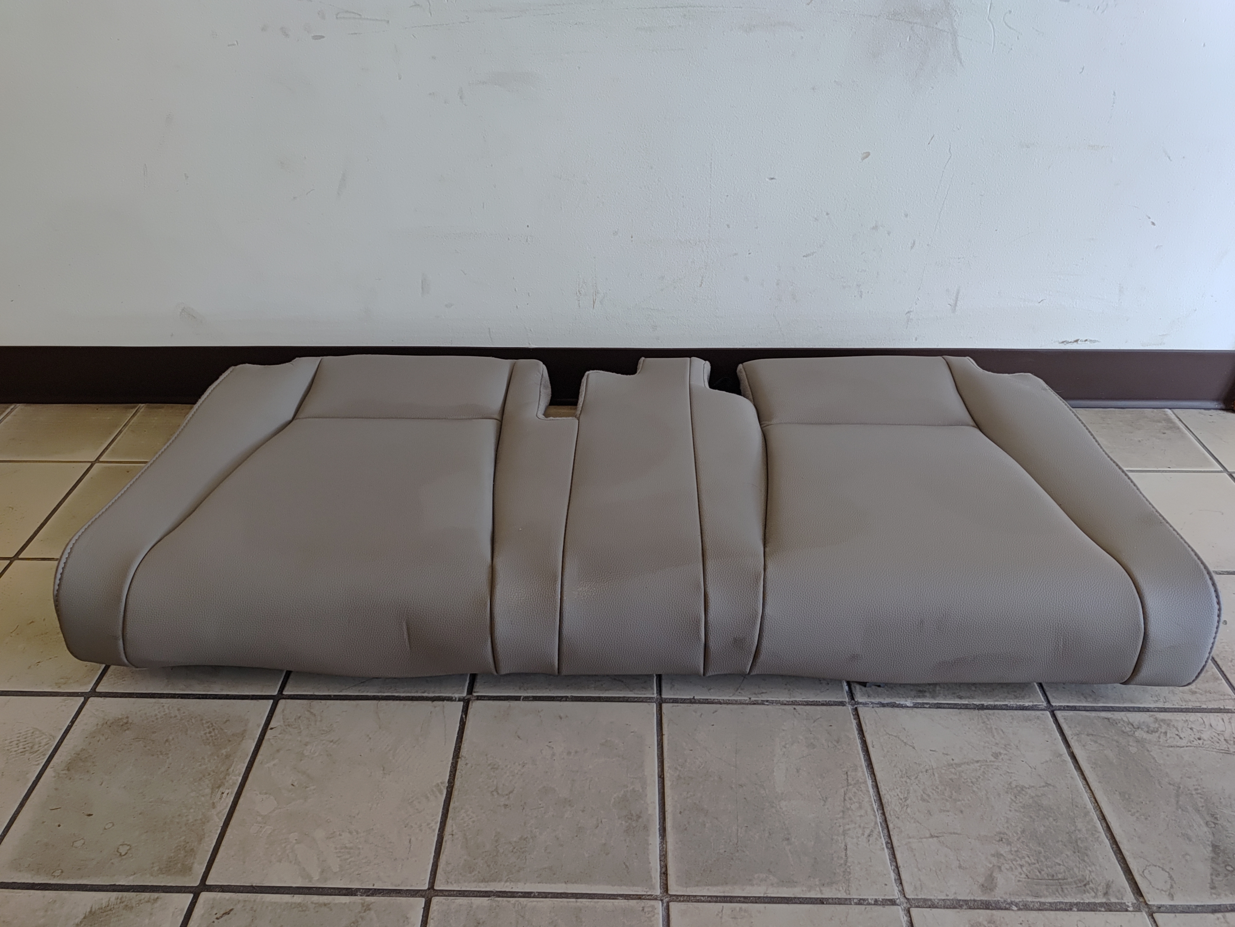 2016-2022 HONDA PILOT REAR 3RD ROW SEAT LOWER CUSHION BOTTOM BENCH OEM