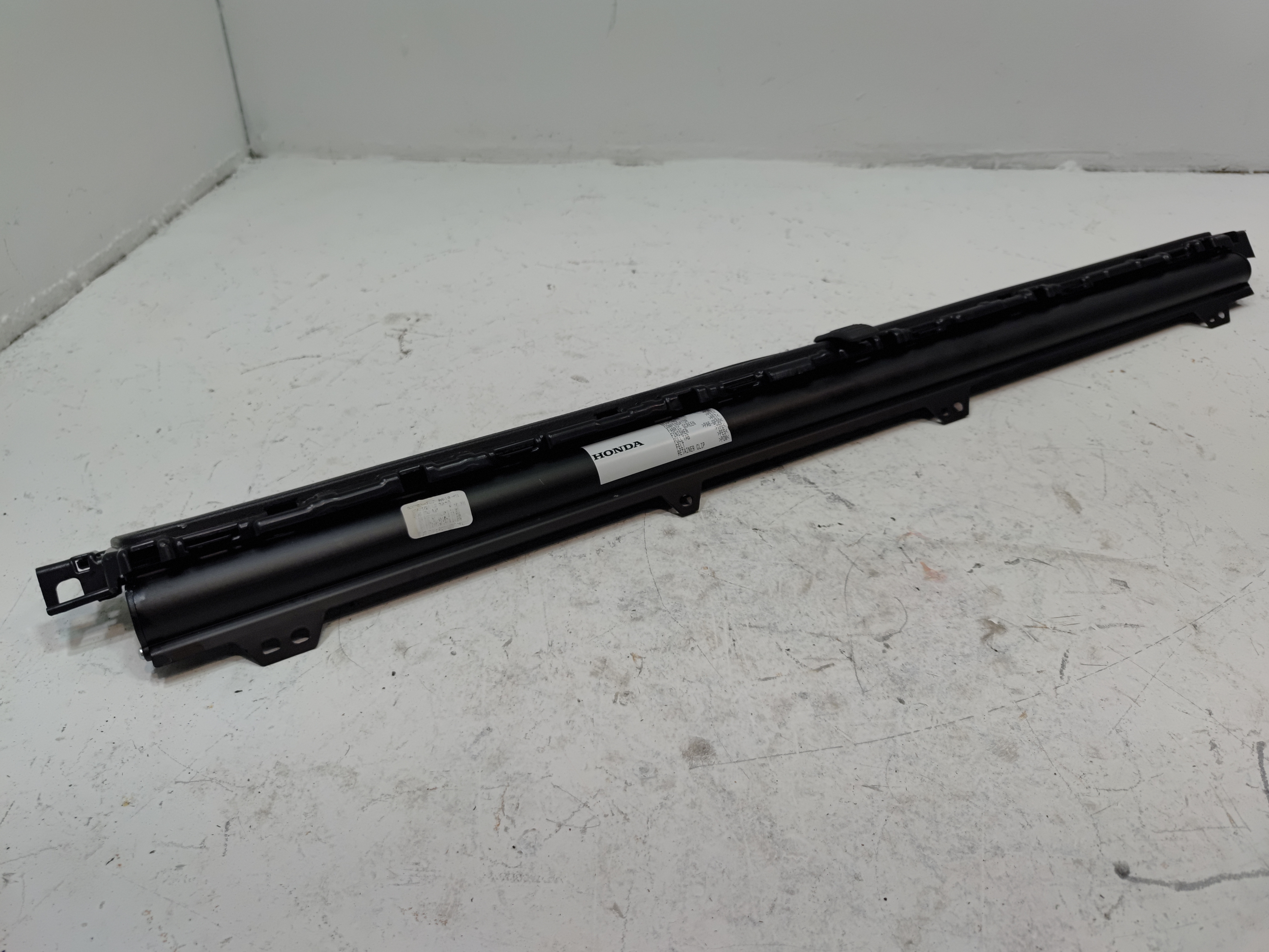 2016-2022 HONDA PILOT REAR LEFT DRIVER SIDE WINDOW SUNSHADE ROLL OEM