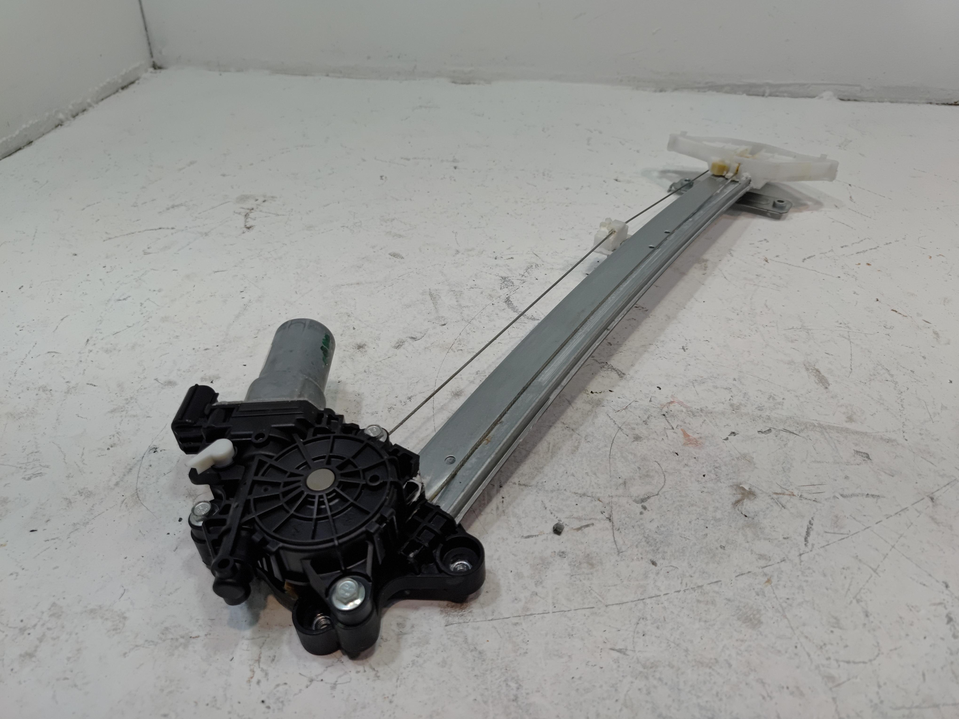 2016-2022 HONDA PILOT REAR LEFT DRIVER SIDE DOOR WINDOW REGULATOR & MOTOR OEM