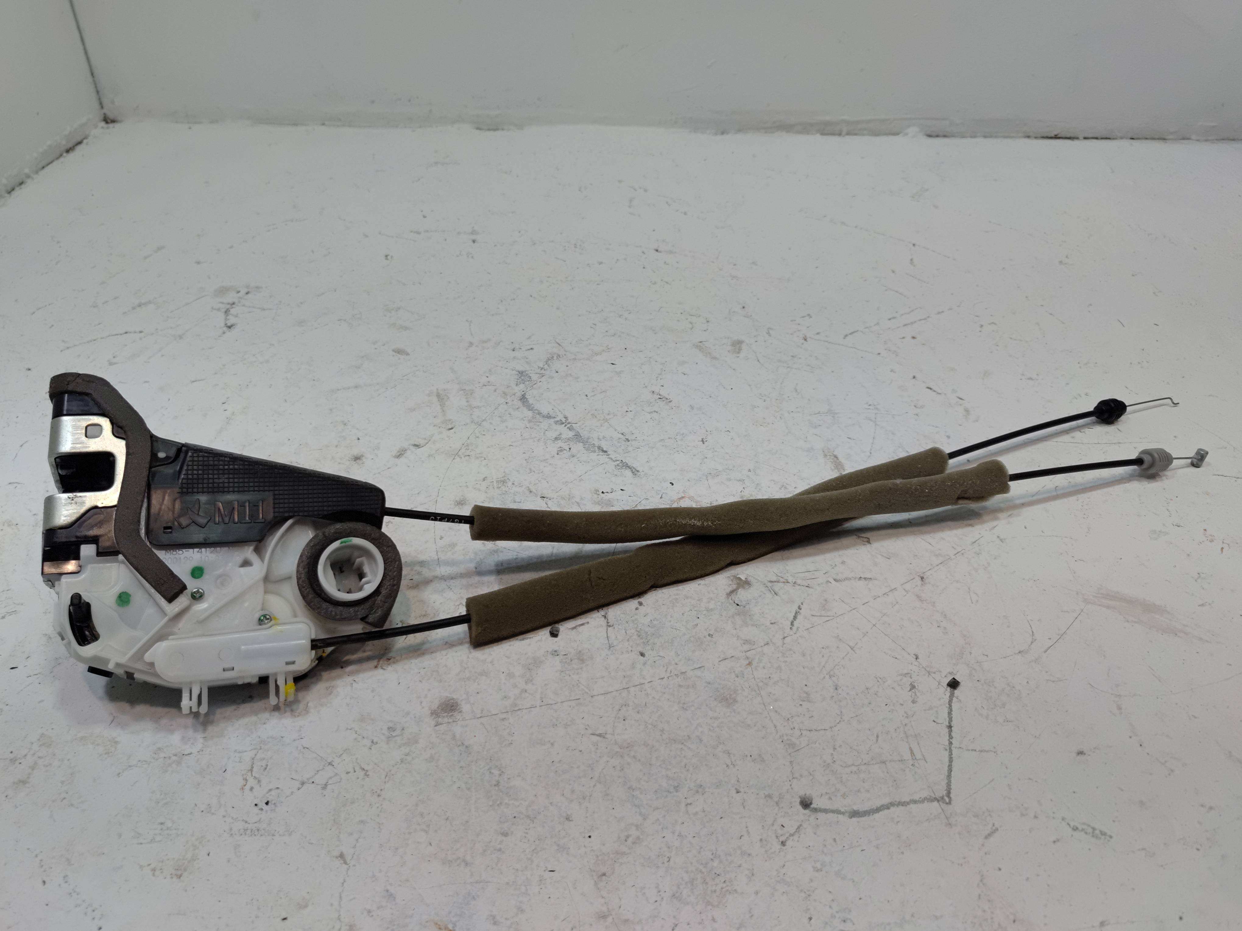 2016-2022 HONDA PILOT REAR DRIVER SIDE DOOR LOCK LATCH ACTUATOR W/ CABLES OEM