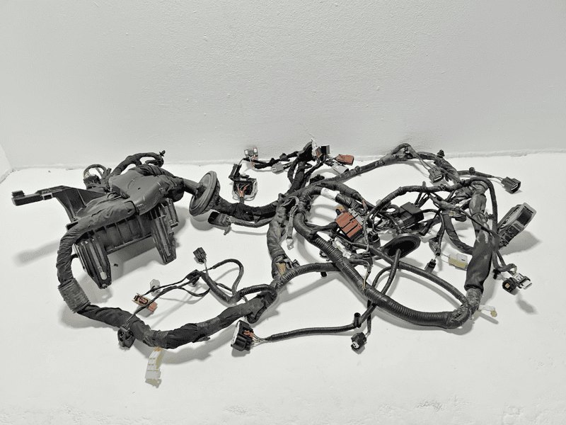 2018-2019 FORD F-150 2.7L FRONT ENGINE MOTOR WIRE WIRING HARNESS W/ FUSE BOX OEM