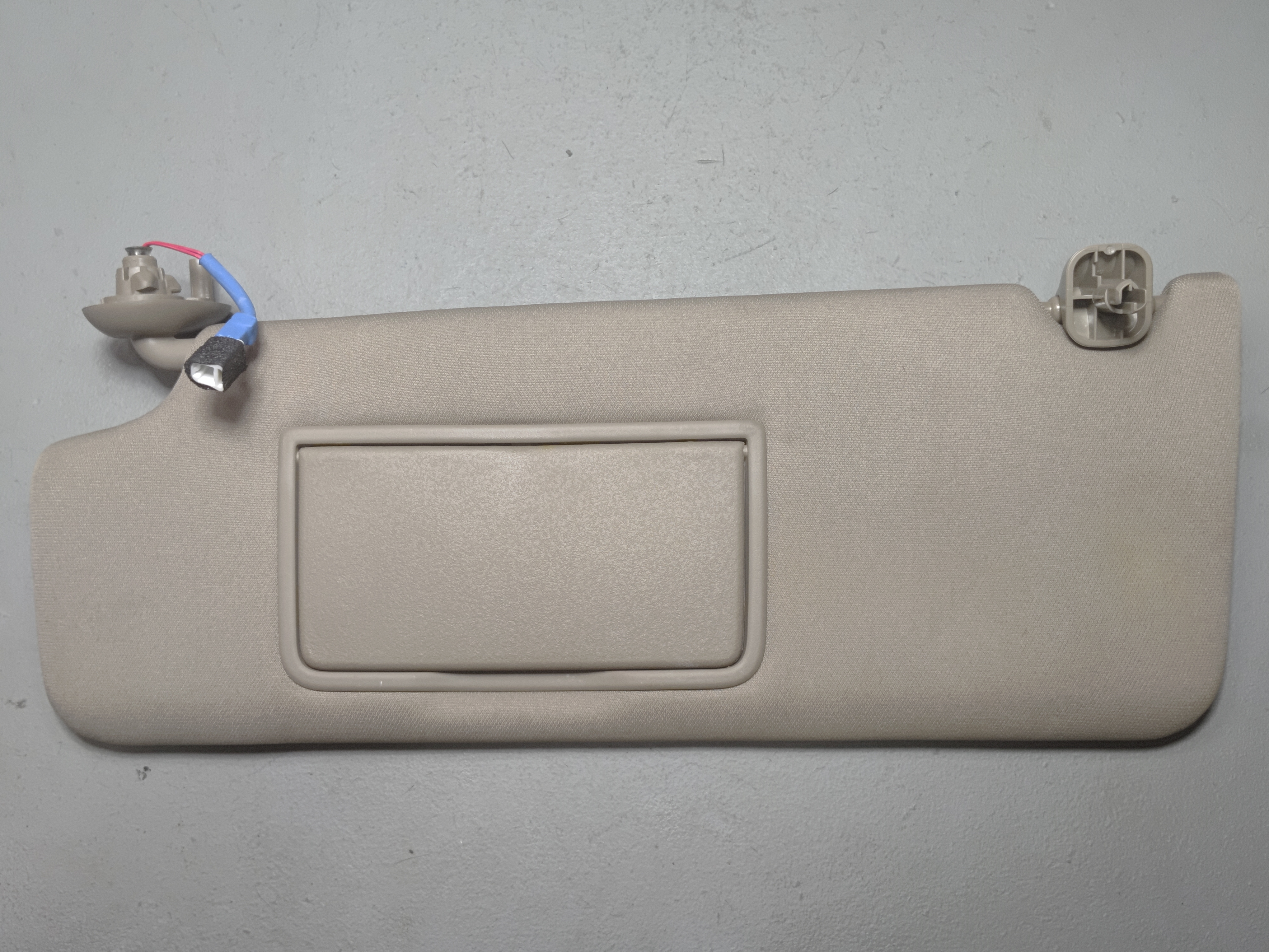 17-22 Honda Pilot Front Driver Side Sun Visor Sunvisor W/ Illumination OEM Beige