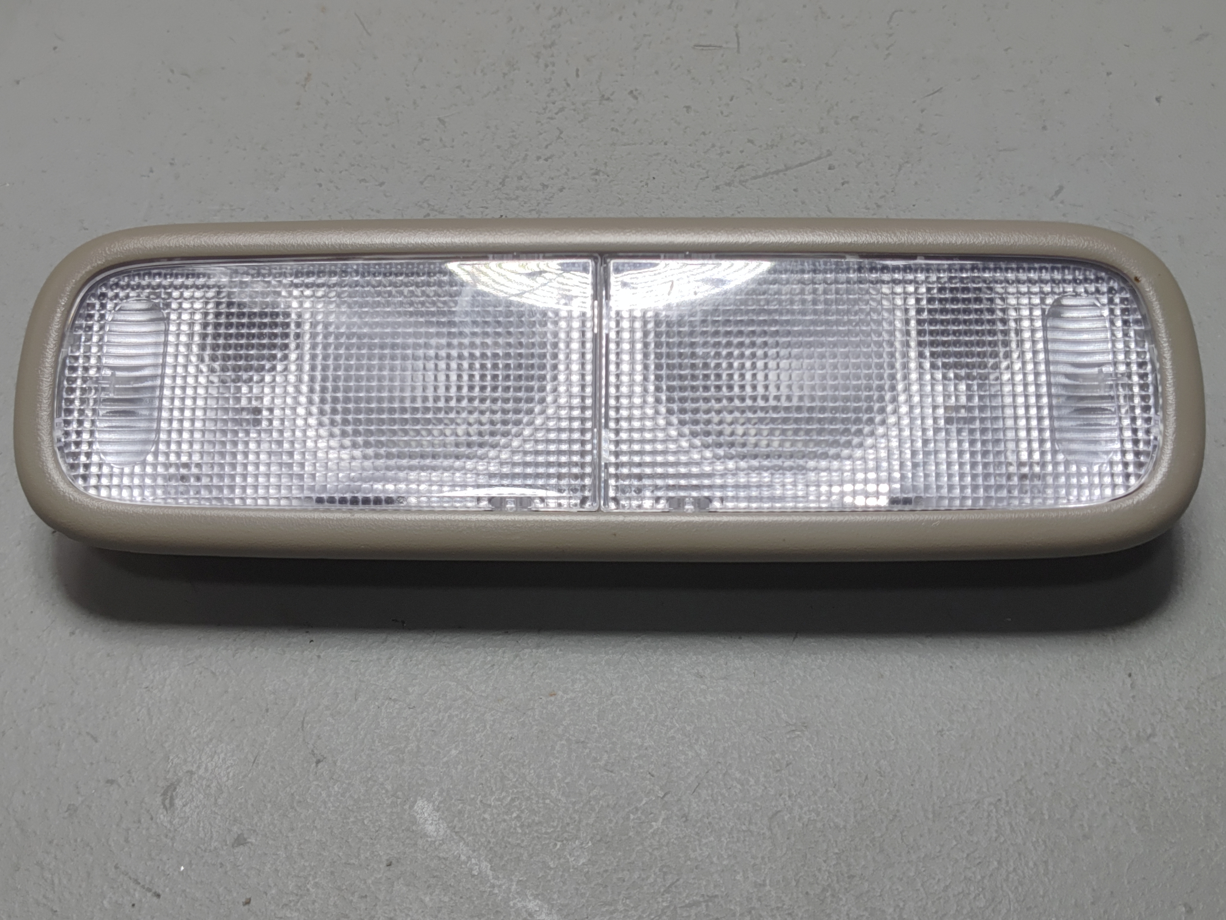 2016-22 Honda Pilot Center Headliner Overhead Dome Light Reading Lamp OEM Beige
