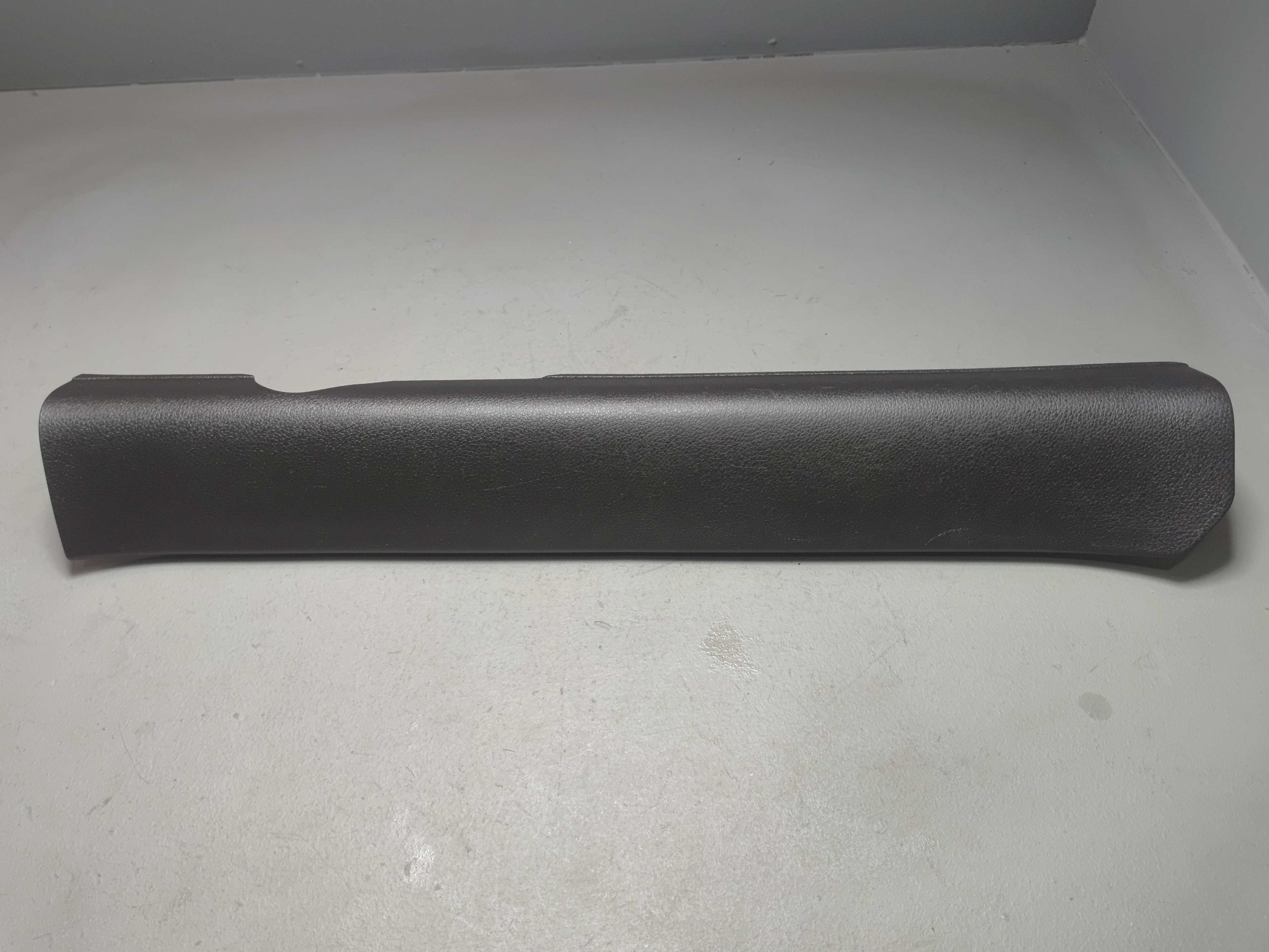 HONDA PILOT FRONT PASSENGER SIDE DOOR SILL SCUFF PLATE COVER TRIM OEM 2016-2022