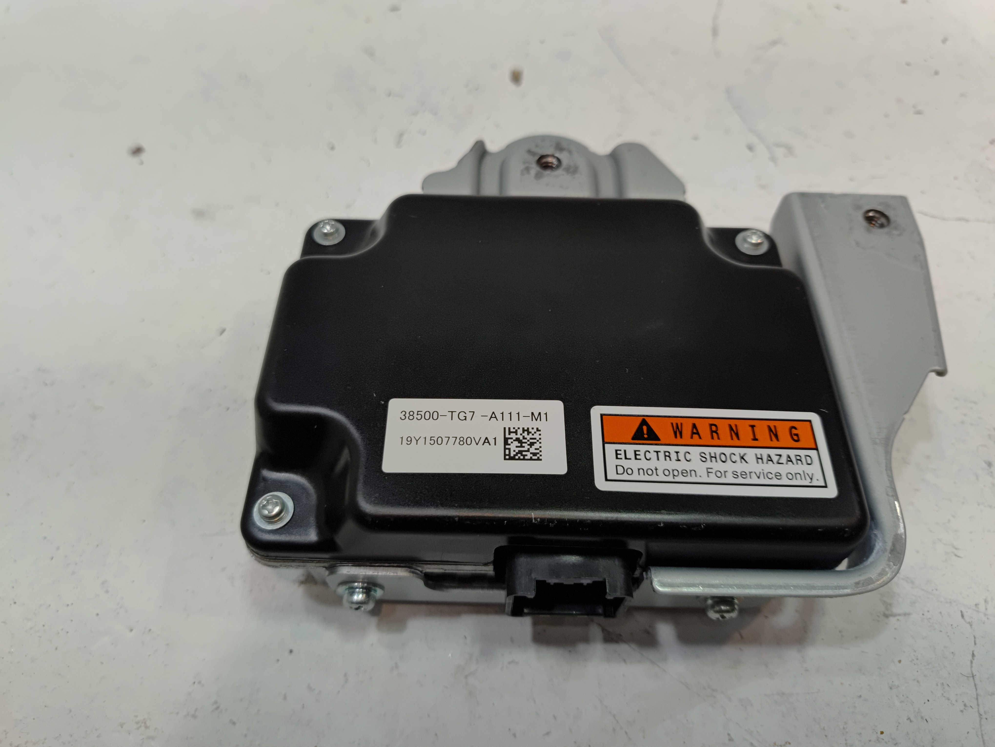 2016-2021 HONDA PILOT AC POWER INVERTER CONTROL MODULE UNIT OEM