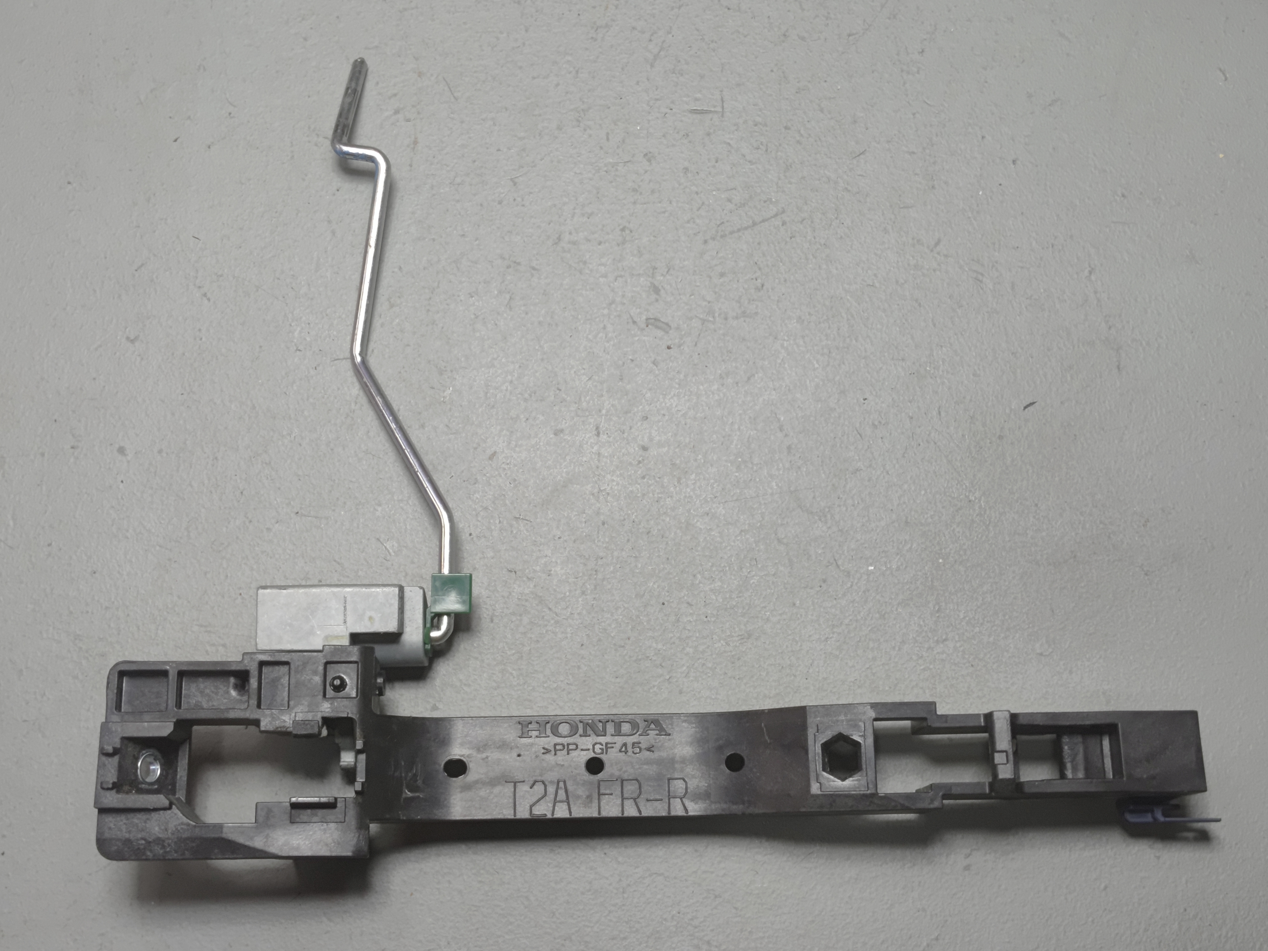 2016-2022 HONDA PILOT FRONT RIGHT PASSENGER SIDE EXTERIOR DOOR HANDLE BASE OEM