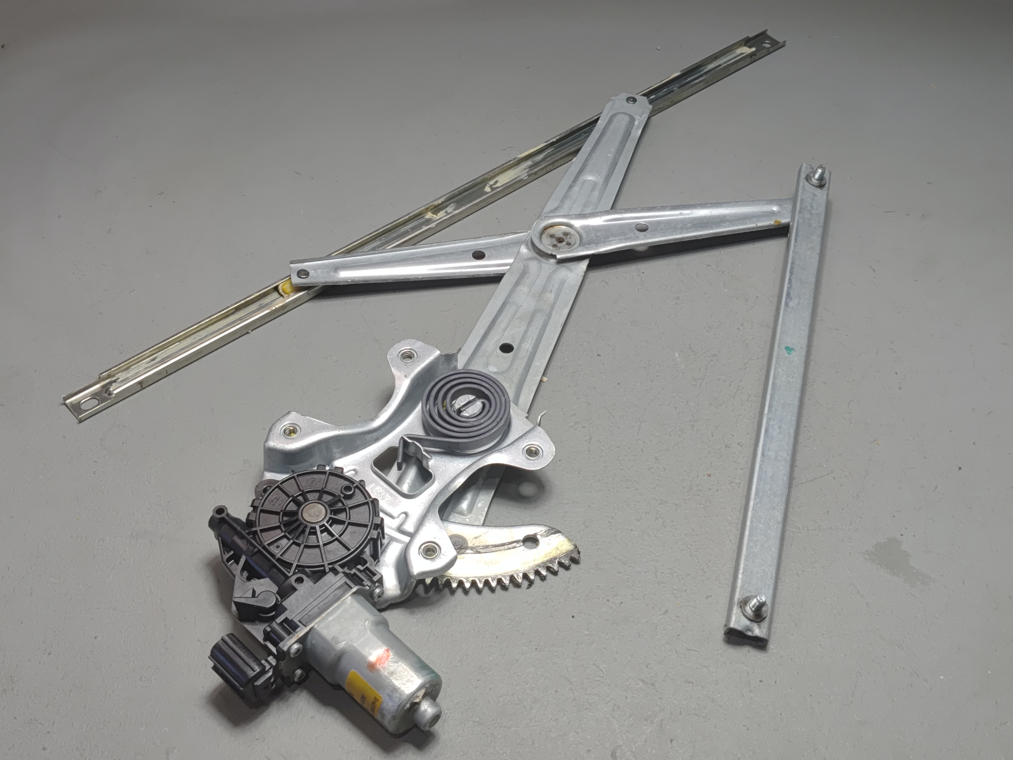 HONDA PILOT FRONT LEFT DRIVER DOOR WINDOW REGULATOR & MOTOR OEM 2016-2022