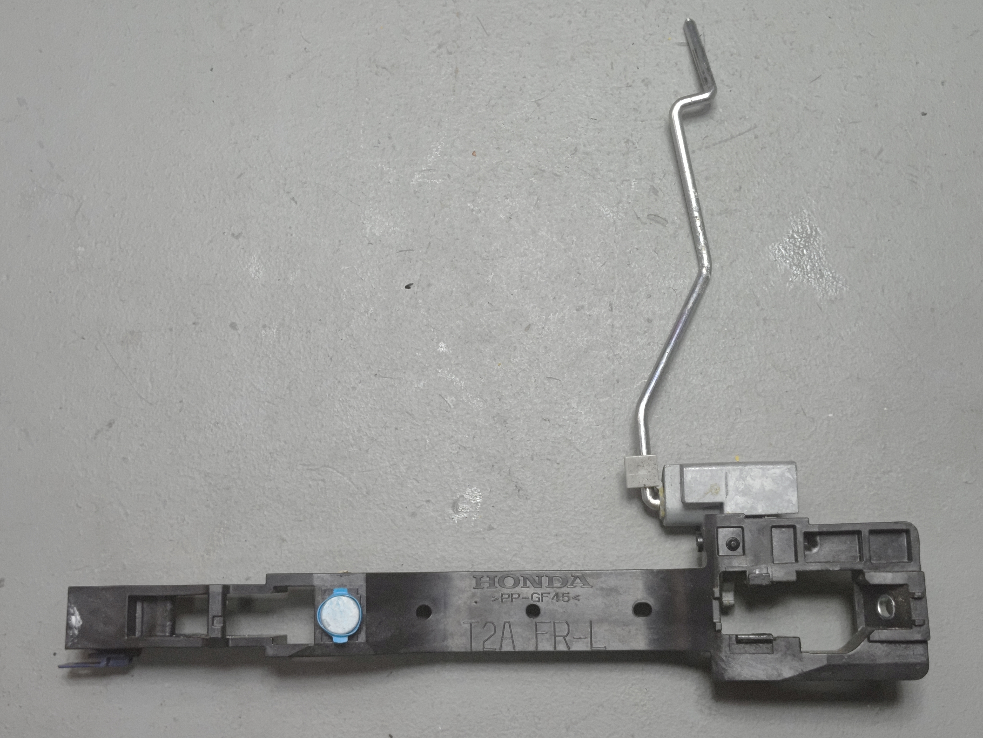 2016-2022 HONDA PILOT FRONT LEFT DRIVER SIDE EXTERIOR DOOR HANDLE BASE OEM