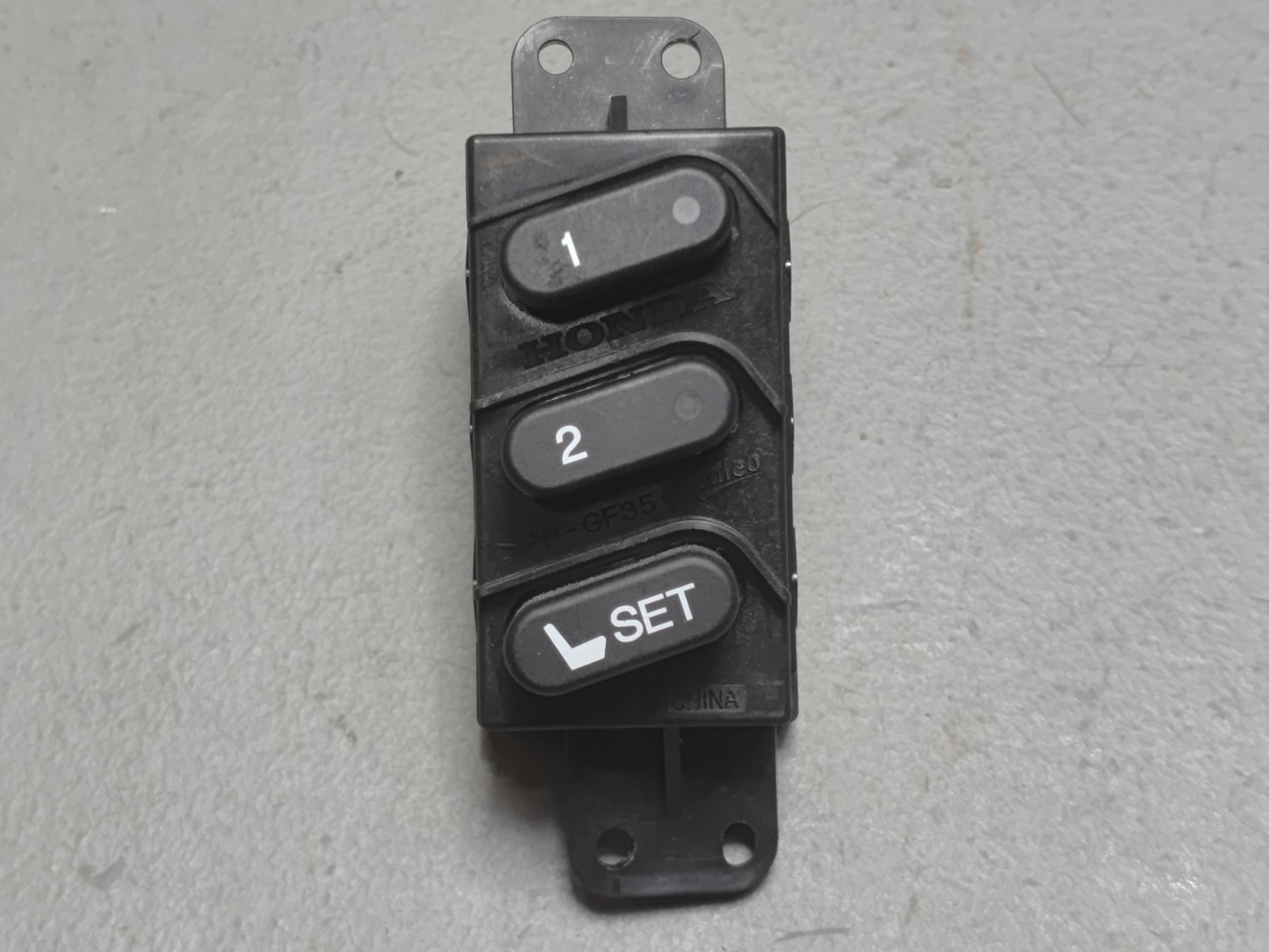 HONDA PILOT FRONT LEFT DRIVER SIDE SEAT MEMORY SWITCH OEM 2016-2022