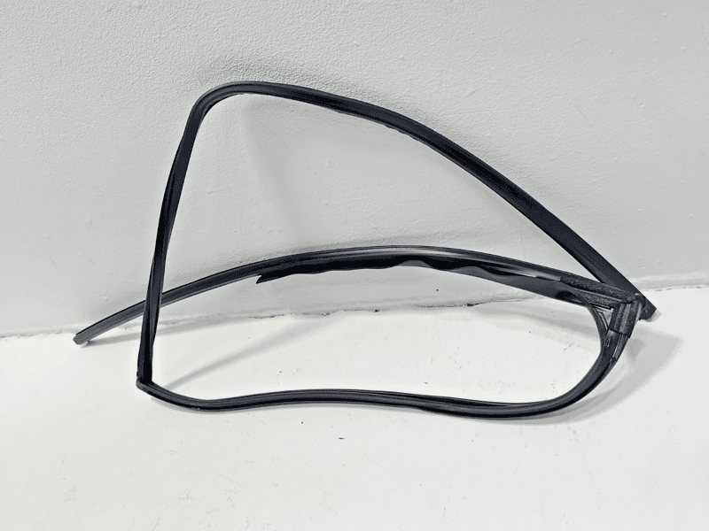 HONDA PILOT REAR RIGHT DOOR GLASS RUN CHANNEL WEATHERSTRIP SEAL 2016-2022 OEM