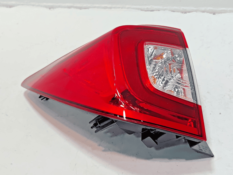 HONDA PILOT REAR DRIVER SIDE OUTER TAILLIGHT LIGHT LAMP 2019-2022 OEM
