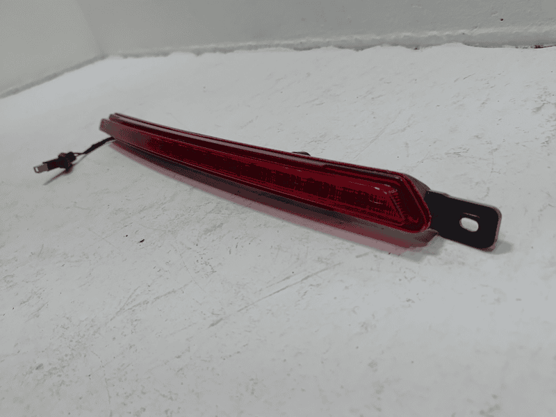 2017 - 2023 HONDA PILOT TAILGATE BACK DOOR UPPER LIGHT REAR BRAKE STOP LAMP OEM