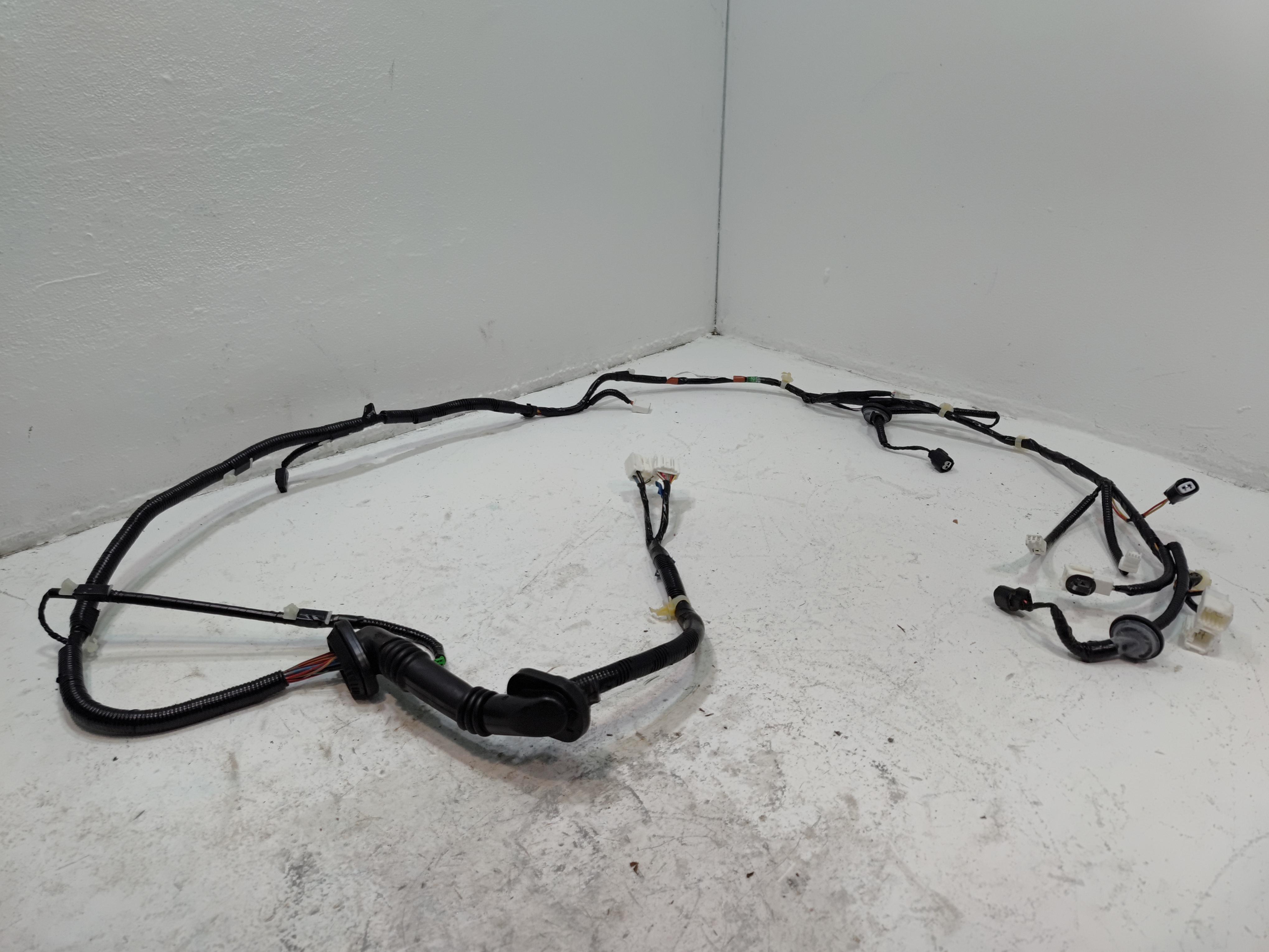 2019 - 2021 HONDA PILOT REAR PASSENGER SIDE LIFTGATE WIRE HARNESS OEM