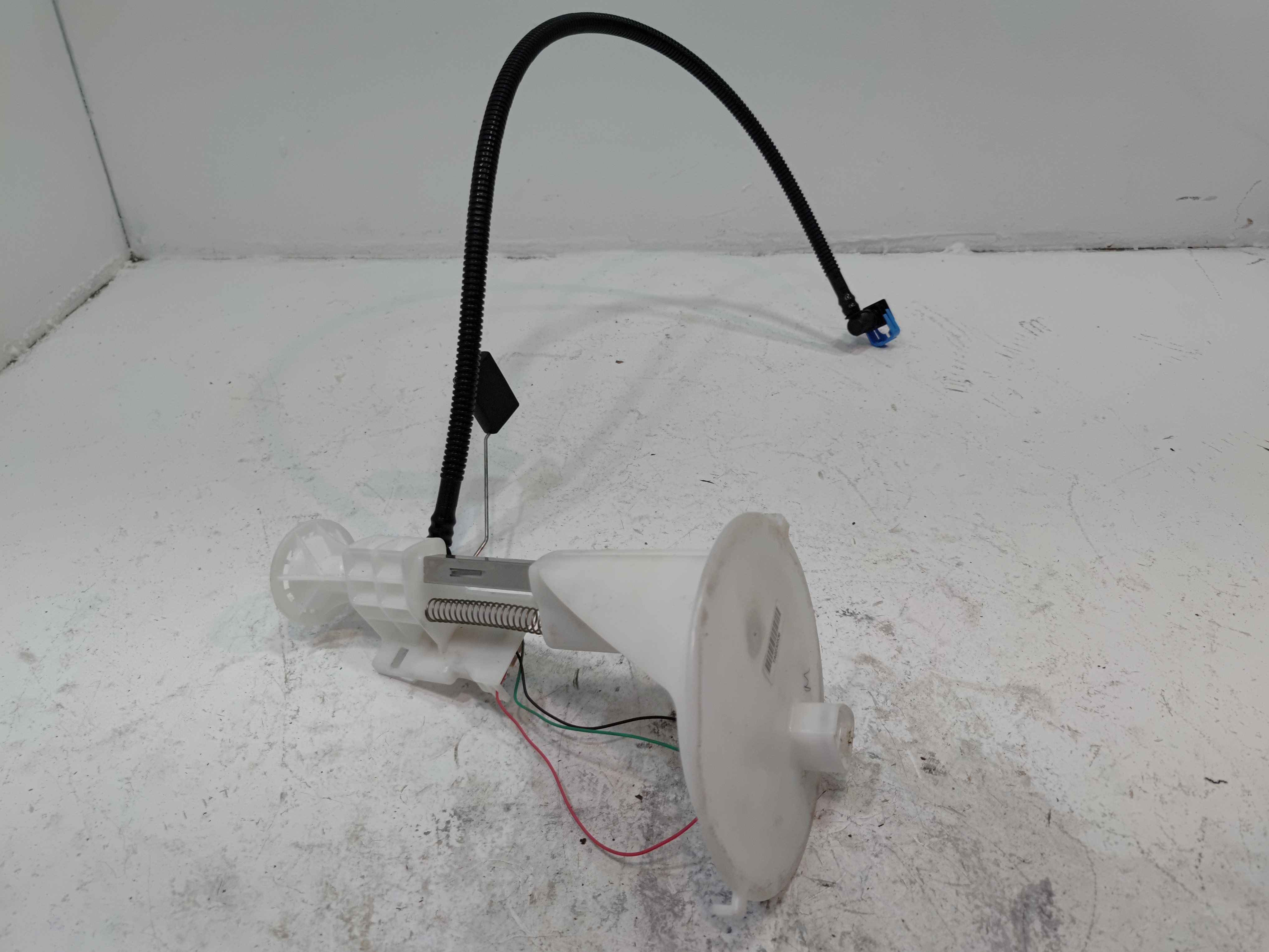 2019 - 2025 TOYOTA RAV4 FUEL GAS TANK PUMP SENDING UNIT W/HOSE OEM