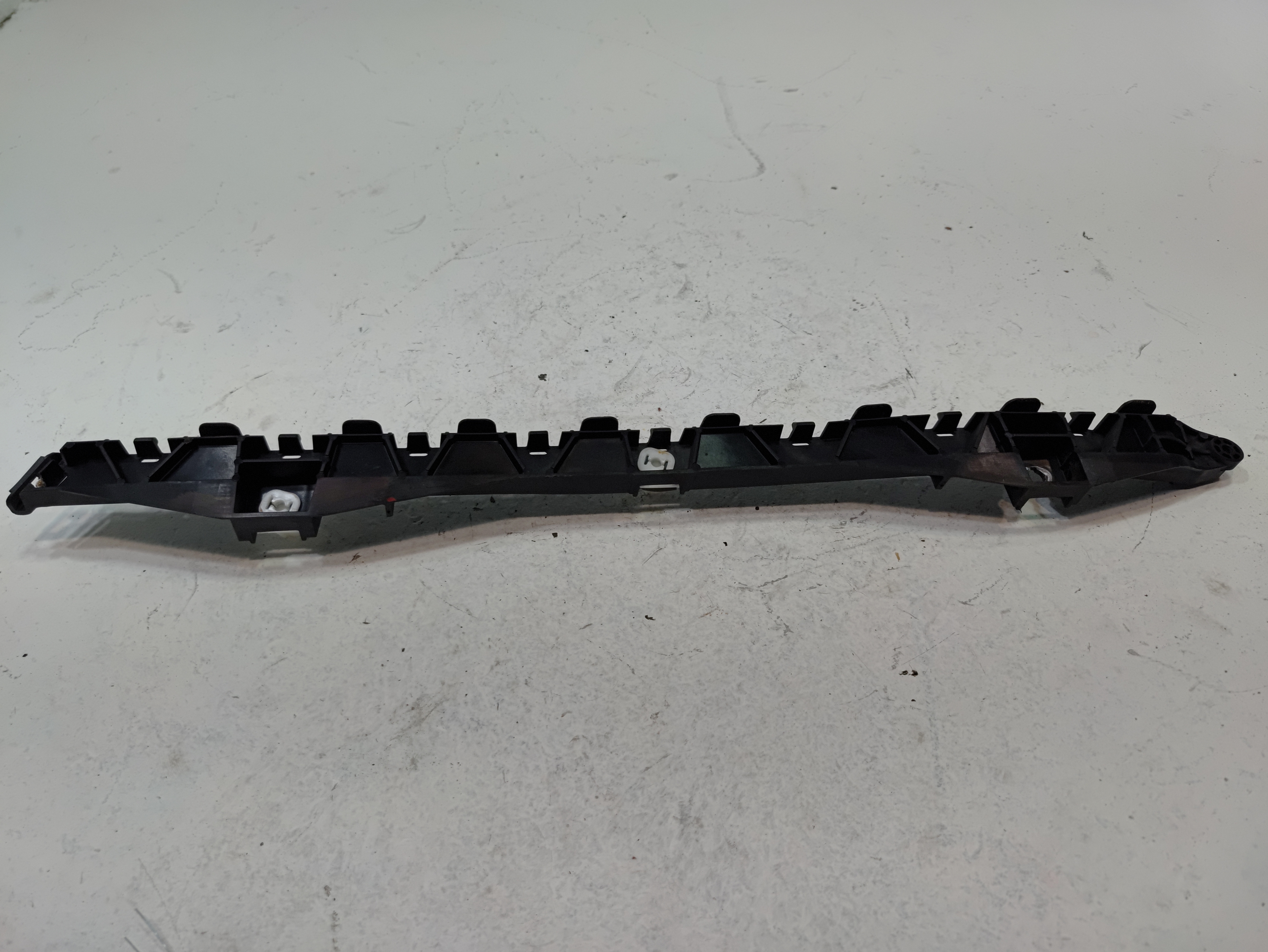 2016-2022 Honda Pilot Rear Bumper Right Passenger Side Retainer OEM