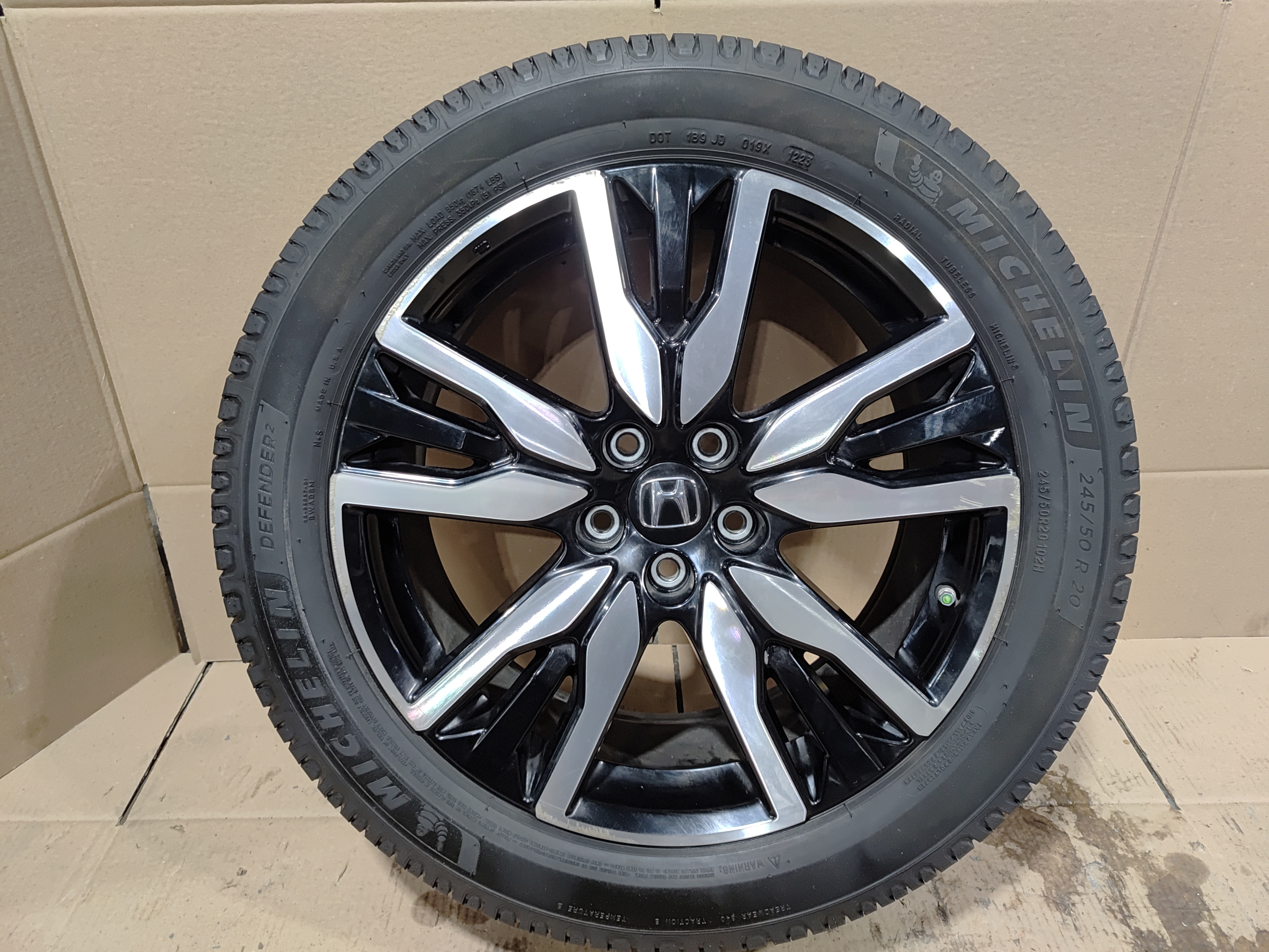 2019-2022 HONDA PILOT ELITE TOURING 20 INCH WHEEL RIM TIRE 20x8J 245/50/R20 OEM