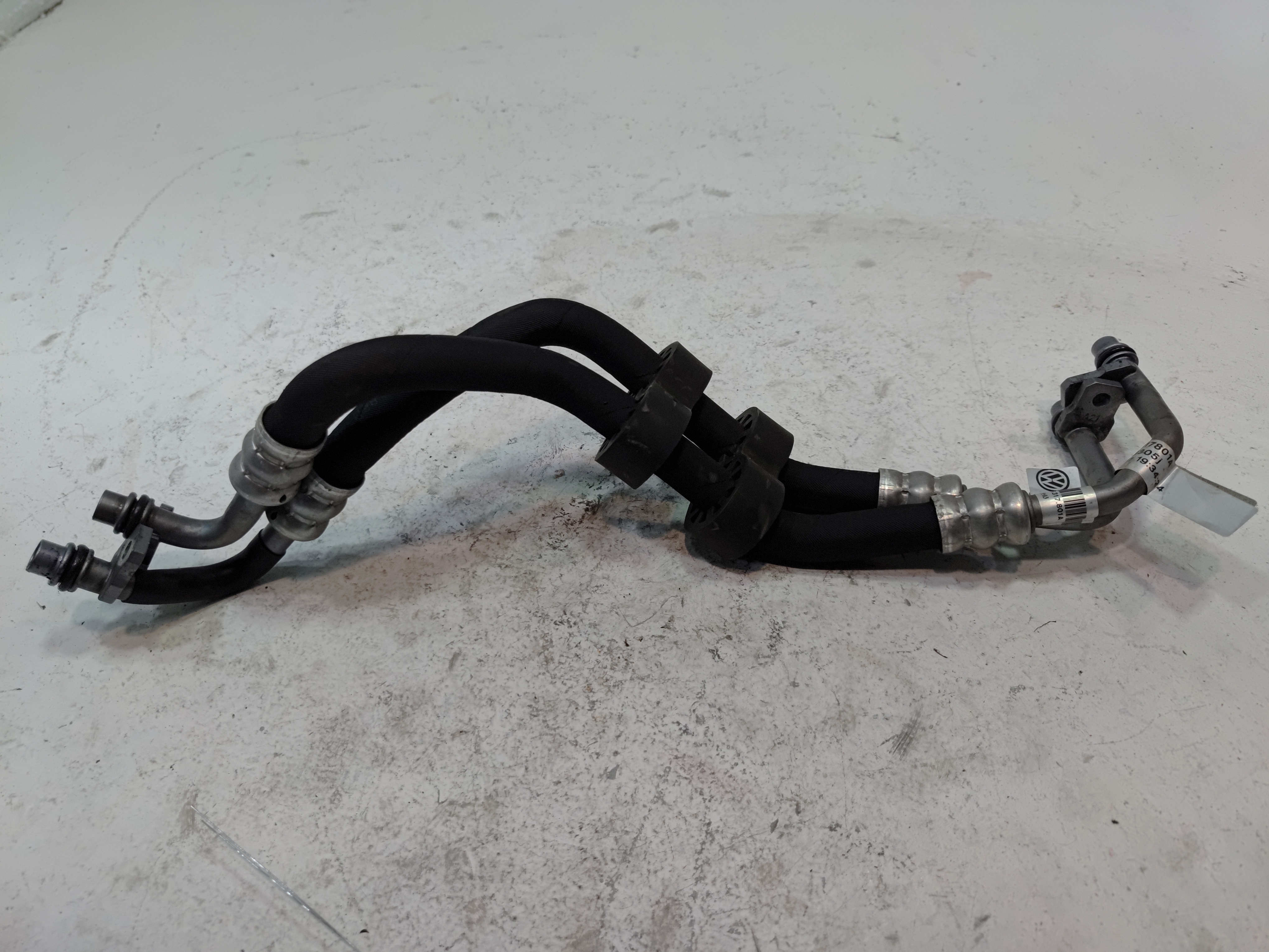 2018-2022 VOLKSWAGEN ATLAS TRANSMISSION OIL COOLER HOSE PIPE LINE TUBE OEM