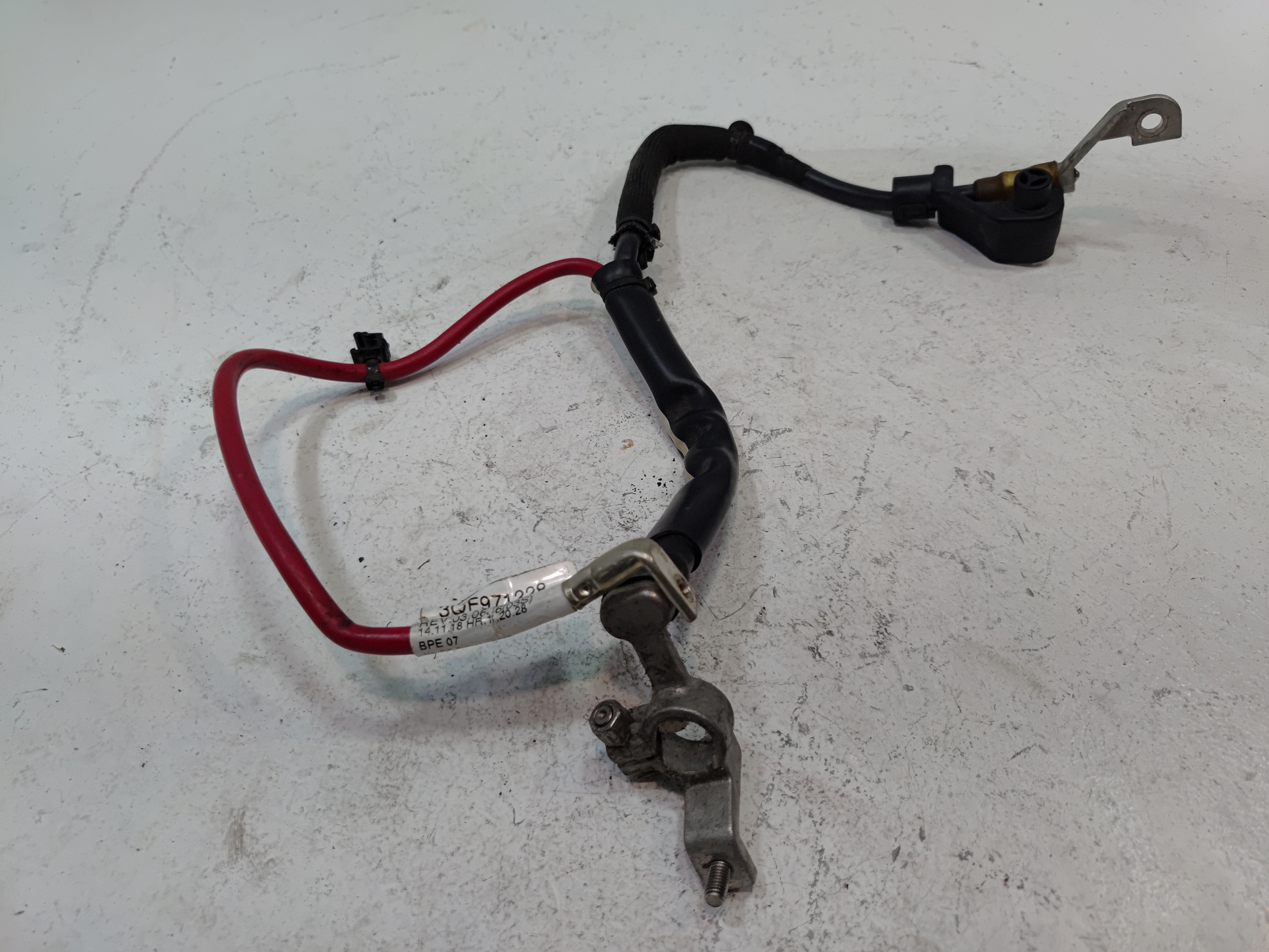 2018-2020 VOLKSWAGEN ATLAS POSITIVE BATTERY CABLE WIRE WIRING HARNESS OEM