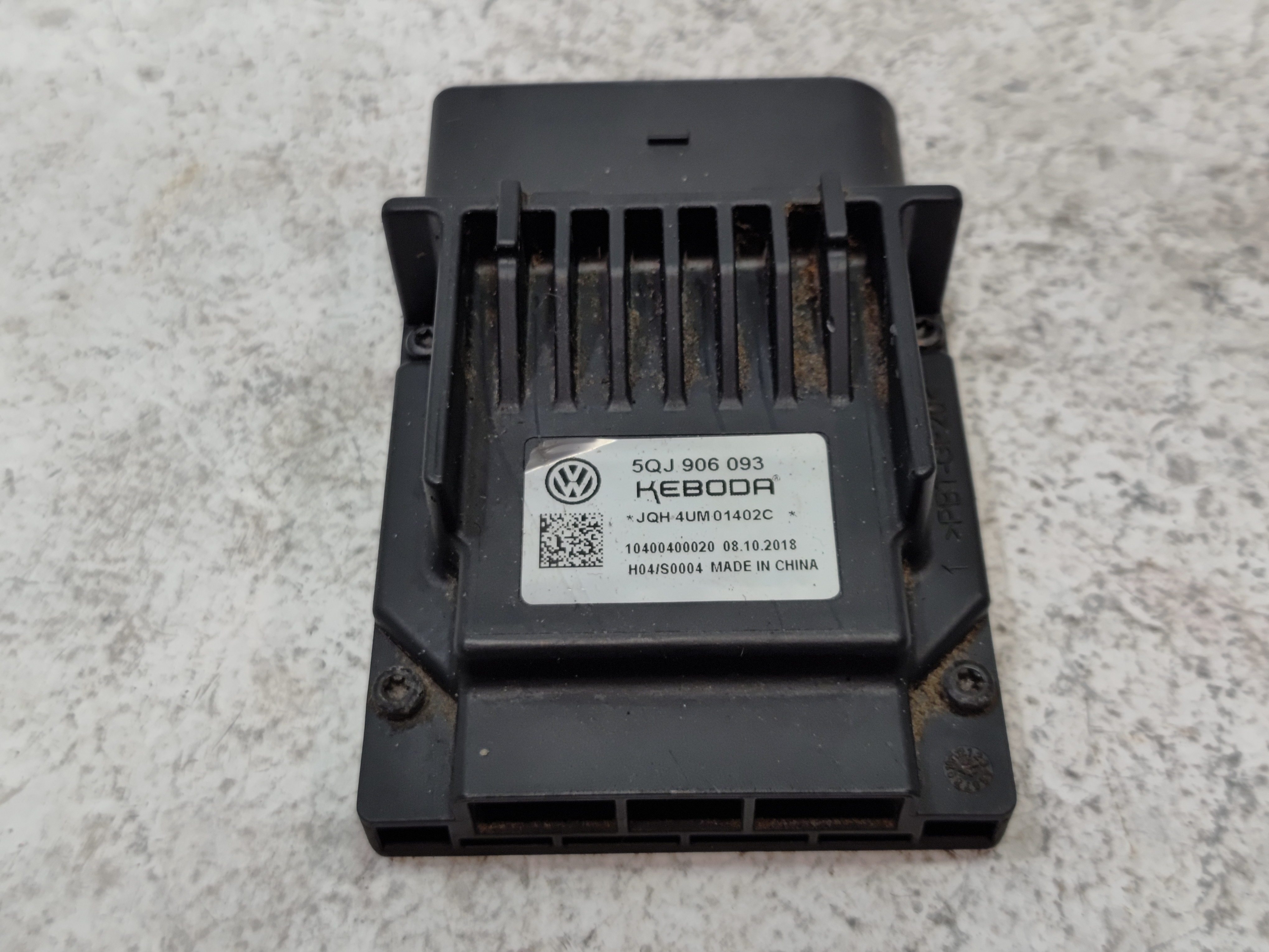 2019 - 2025 VOLKSWAGEN ATLAS FUEL GAS PUMP CONTROL MODULE UNIT OEM