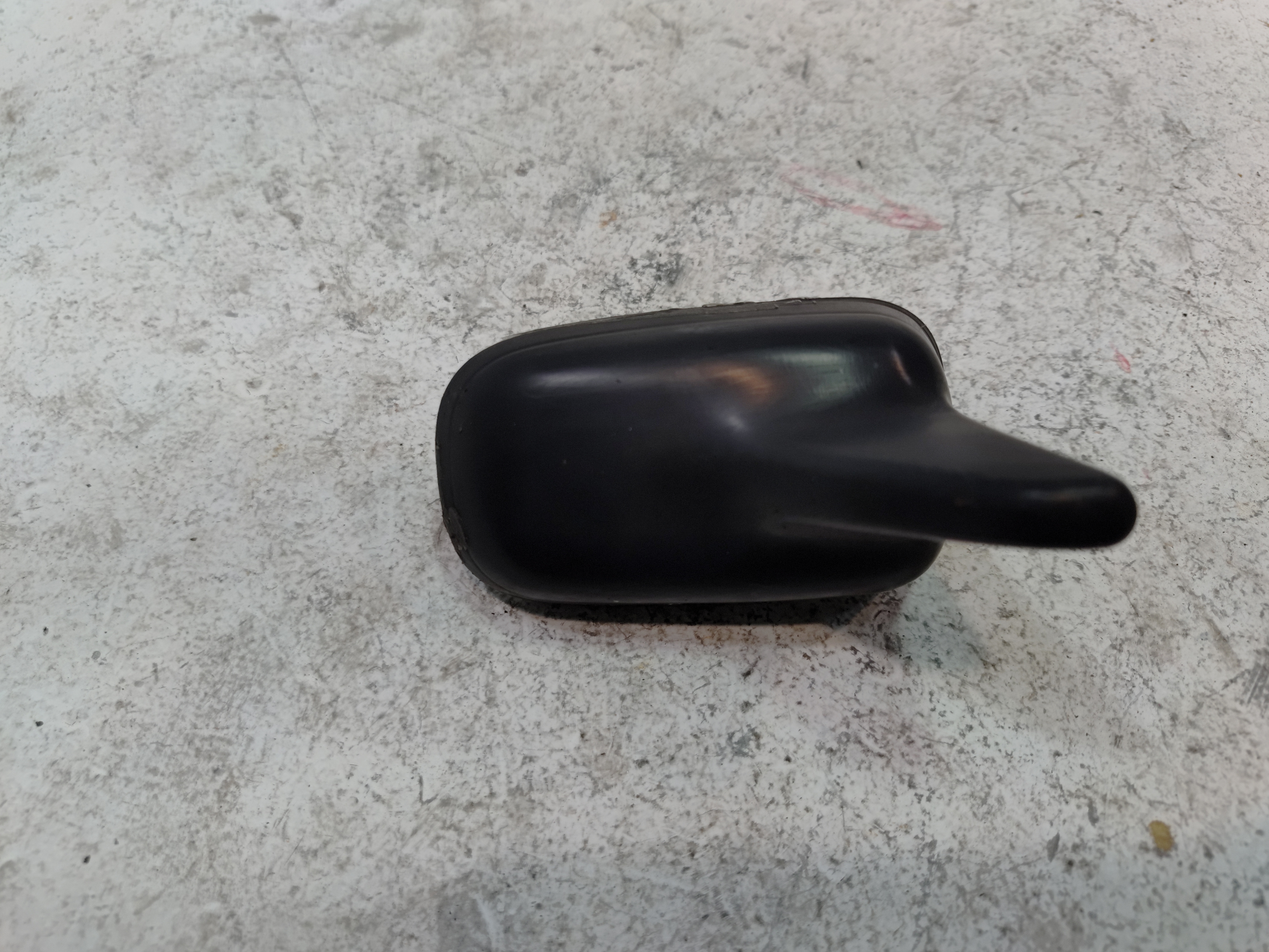 18-19 VOLKSWAGEN ATLAS SE SEL ROOF EXTERIOR SHARK FIN ANTENNA MODULE & COVER OEM