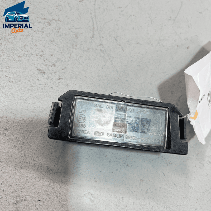 2012-2017 KIA RIO  LEFT DRIVER SIDE LICENSE NUMBER PLATE LIGHT LAMP OEM