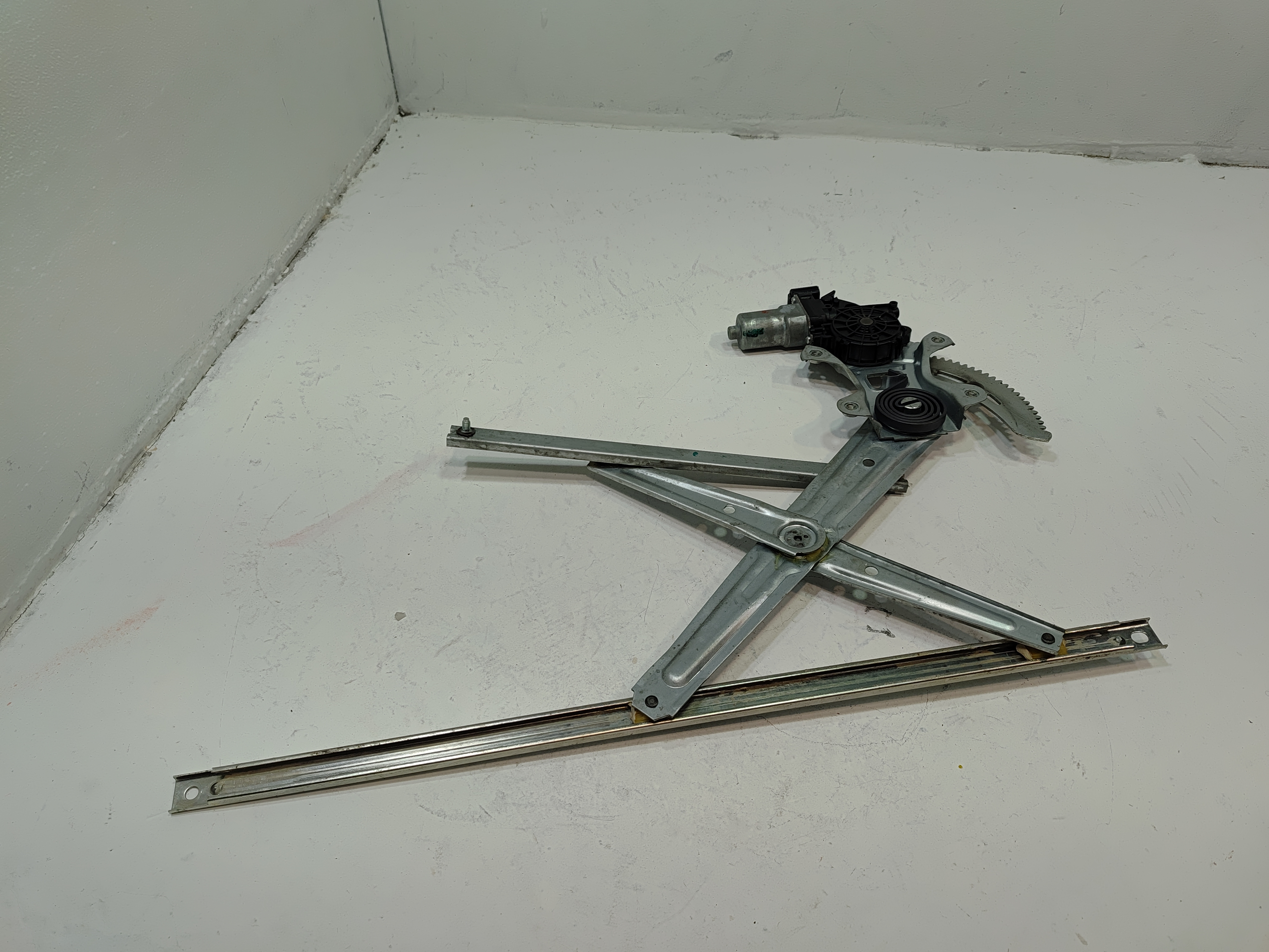 2016 - 2022 HONDA PILOT FRONT DRIVER SIDE DOOR WINDOW REGULATOR & MOTOR OEM