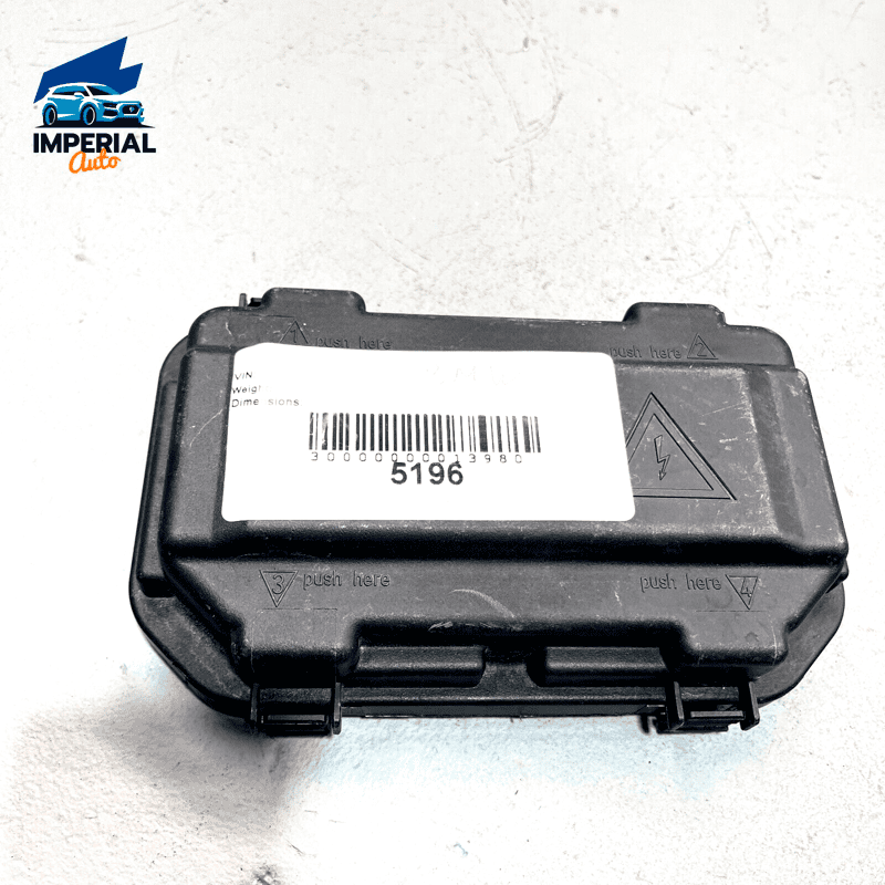 2011-2018 BMW 340 XI F30 POWER DISTRIBUTION FUSE BOX UPPER COVER LID OEM