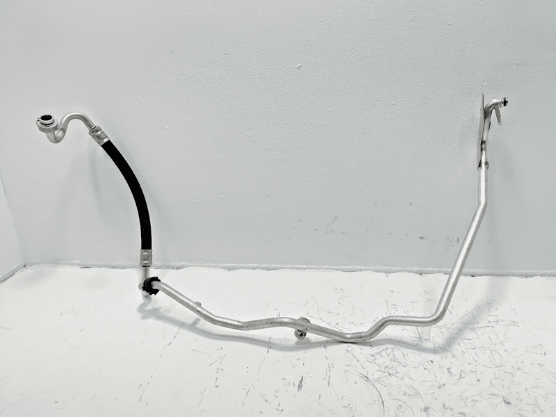 2018-2020 Volkswagen Atlas 3.6L HVAC AC Refrigerant Suction Line Pipe Hose OEM