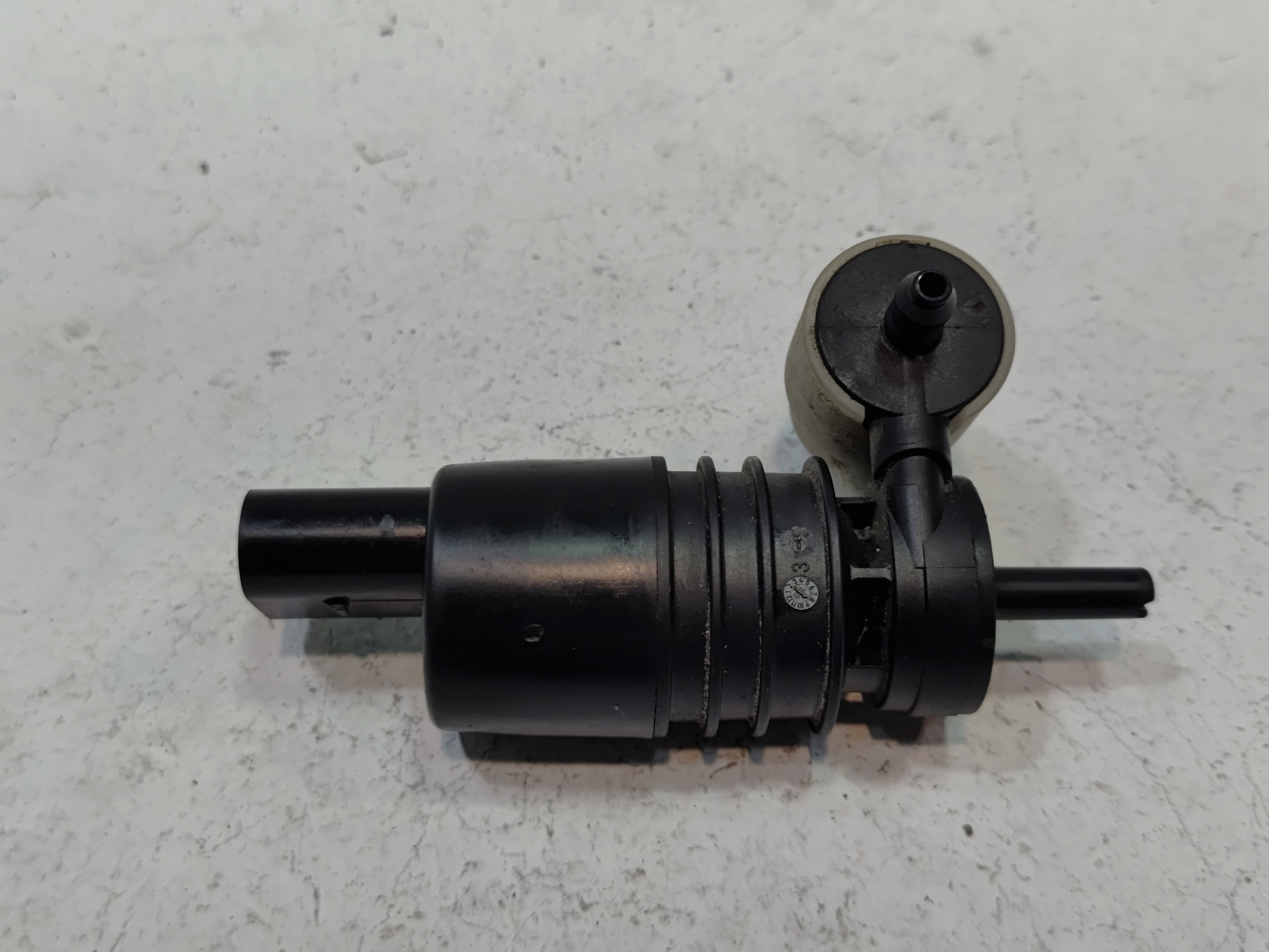 2018-2025 Volkswagen Atlas Front Windshield Washer Pump OEM