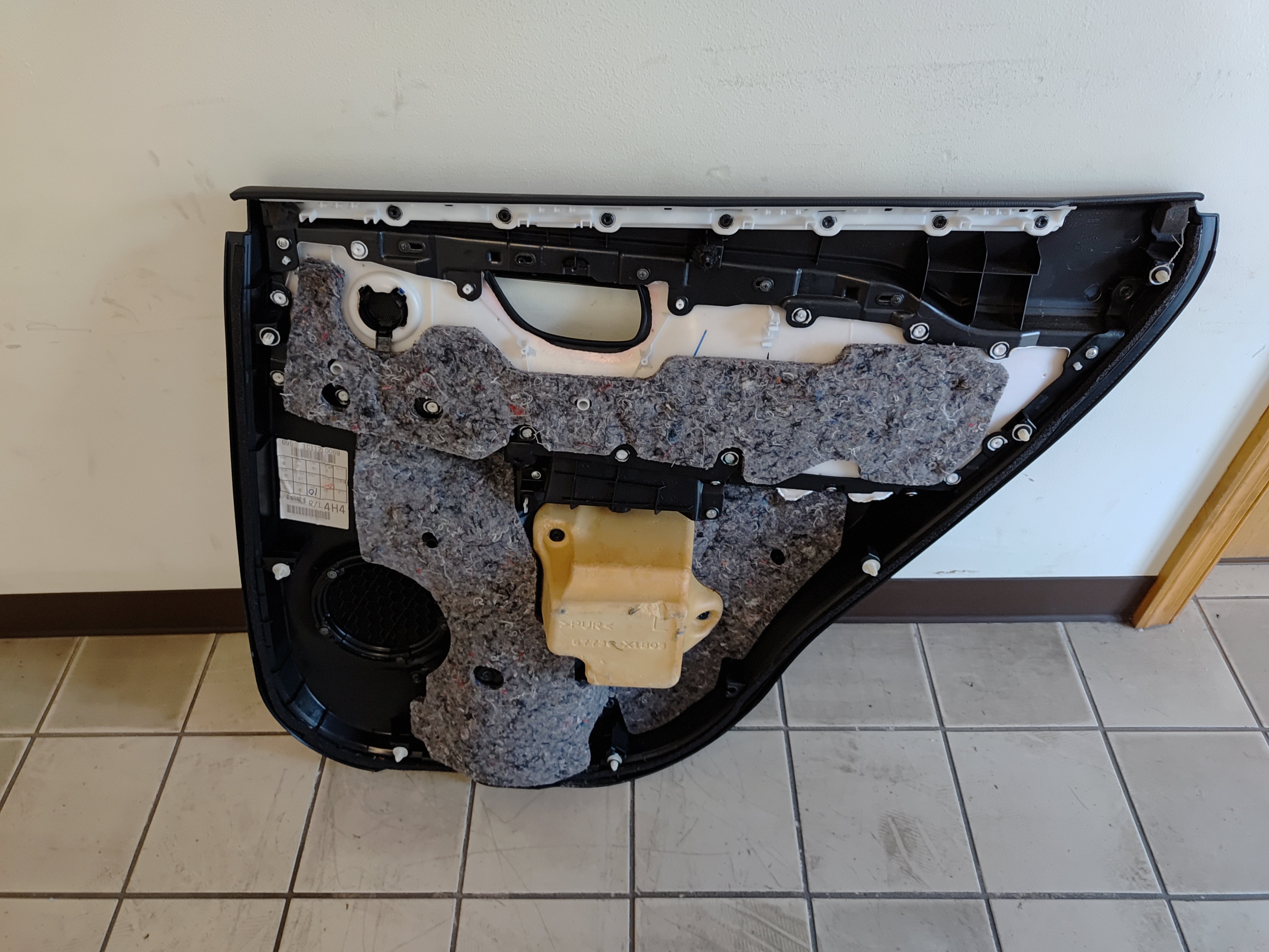 2018 - 2020 LEXUS NX300 REAR LEFT DRIVER SIDE INTERIOR DOOR PANEL TRIM OEM