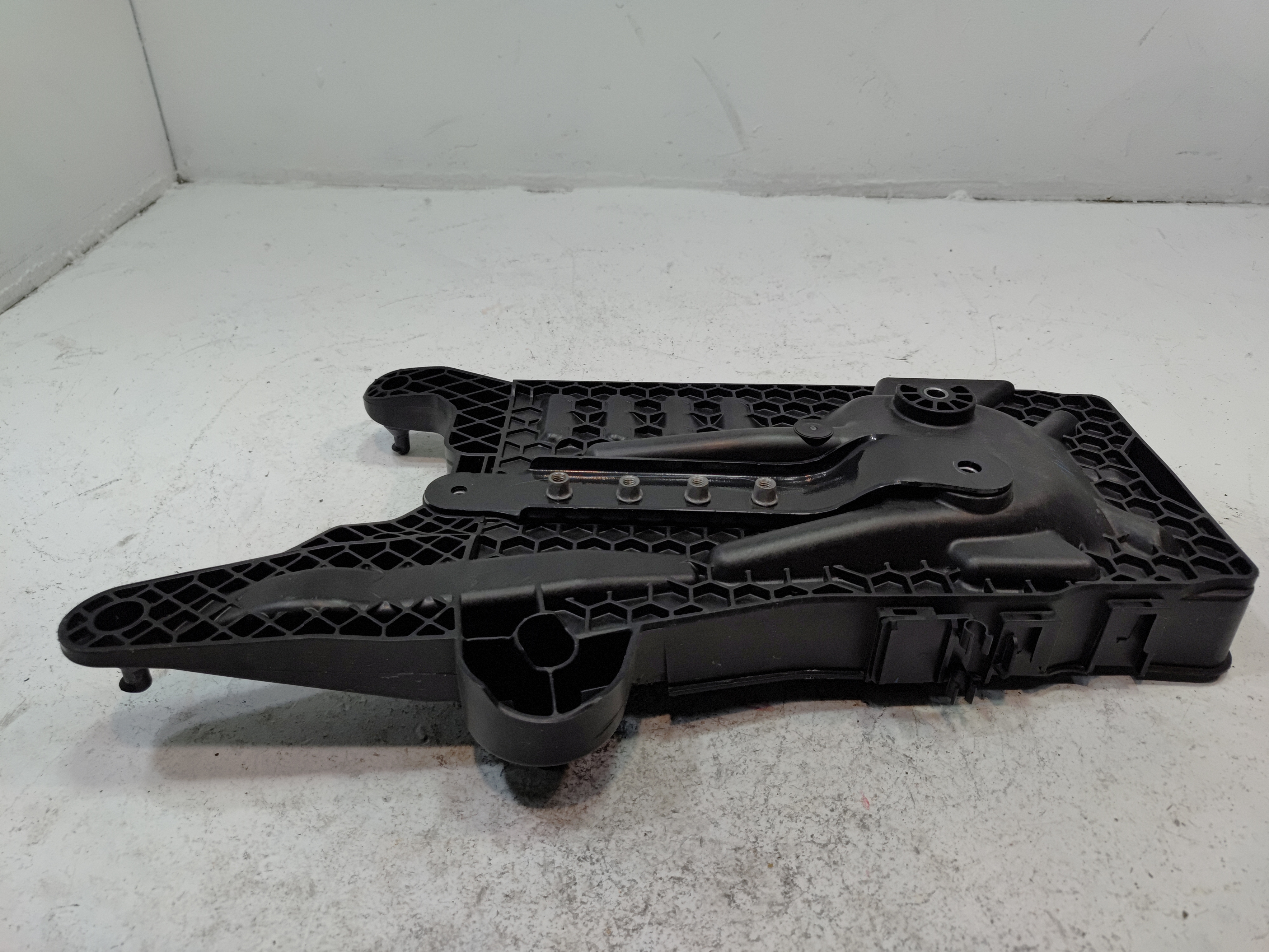 2018-2025 Volkswagen Atlas Battery Tray Housing Box OEM