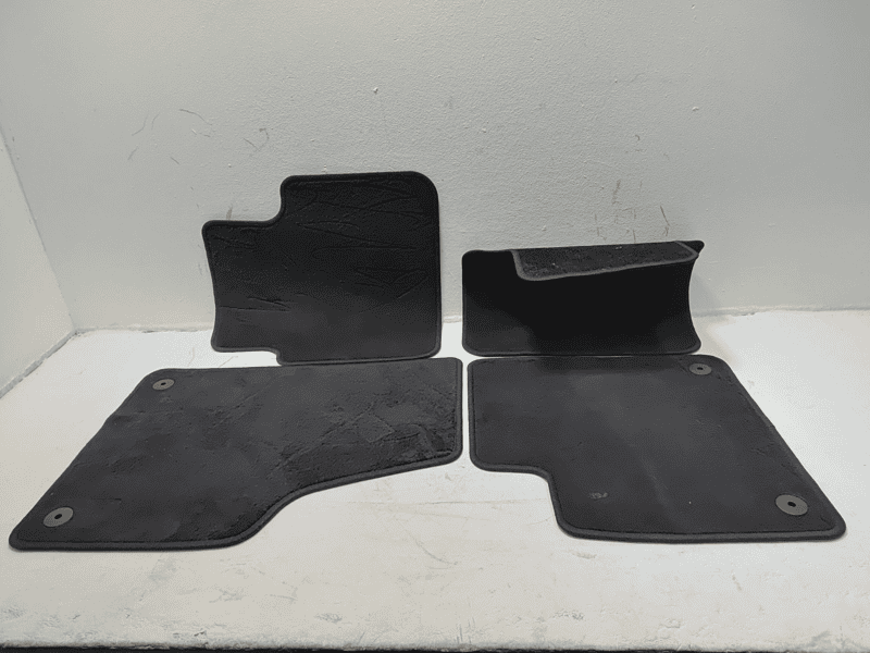 2018-2019 VOLKSWAGEN ATLAS FLOOR MAT CARPET COVER FLOOR FRONT AND REAR SET OEM