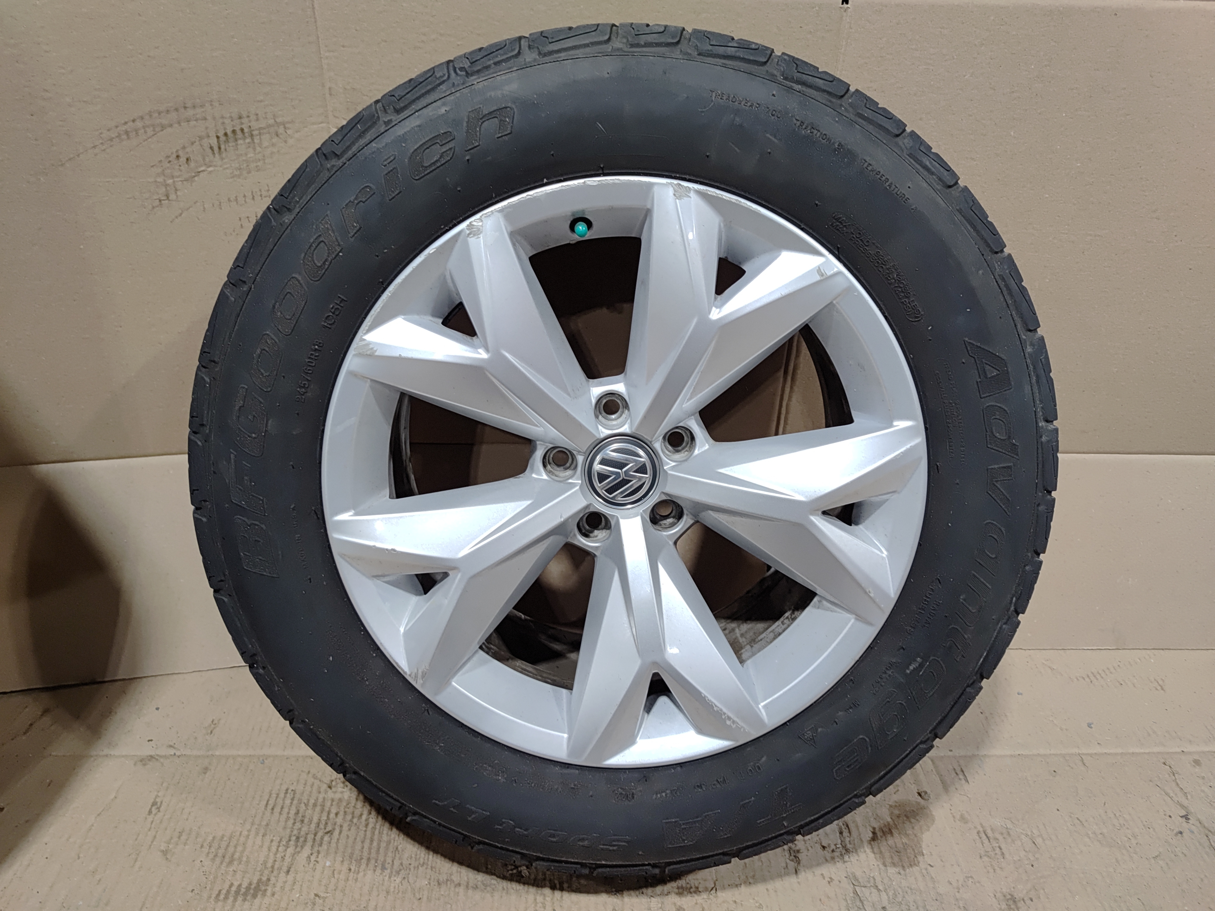 2018-2020 VOLKSWAGEN ATLAS 18 INCH WHEEL RIM TIRE 18x8J 245/60/R18 OEM