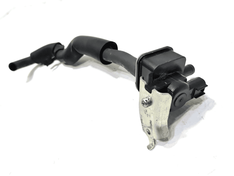 Toyota Camry 2018-2020 2.5L Evaporative Emissions Vapor Hose W/ Solenoid OEM