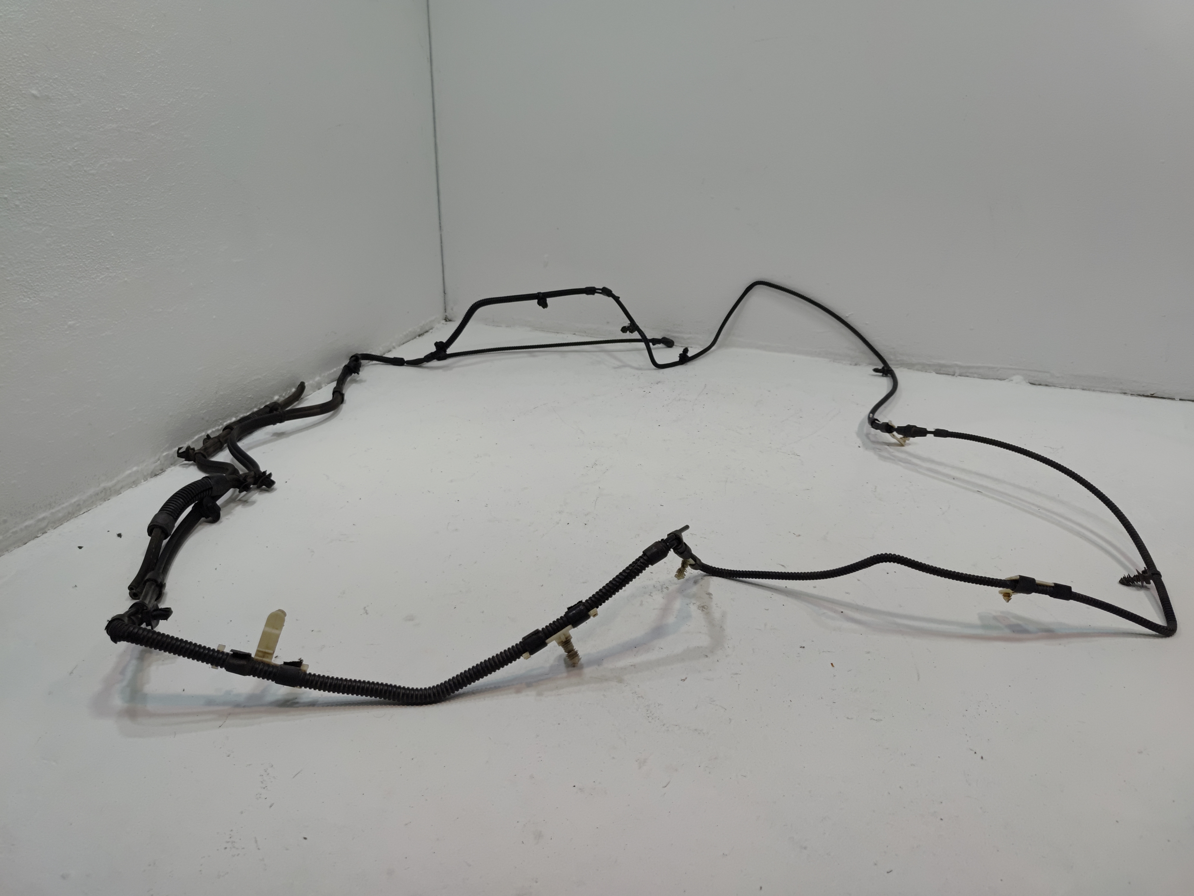 2015-2018 Ford F-150 4WD Front Suspension Drive Axle Vacuum Line Tube Pipe OEM