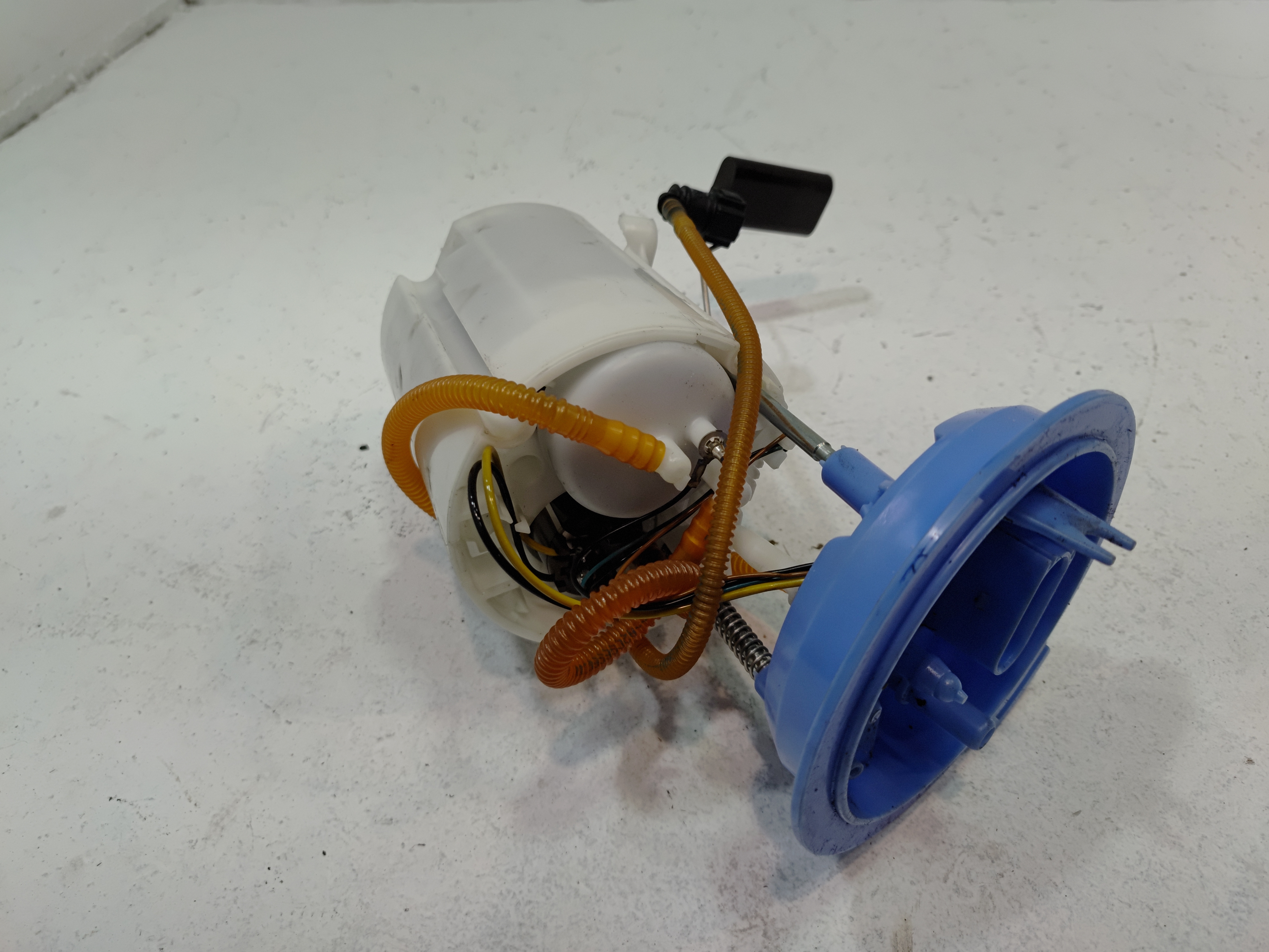 2018-2023 Volkswagen Atlas Fuel Pump Assembly OEM