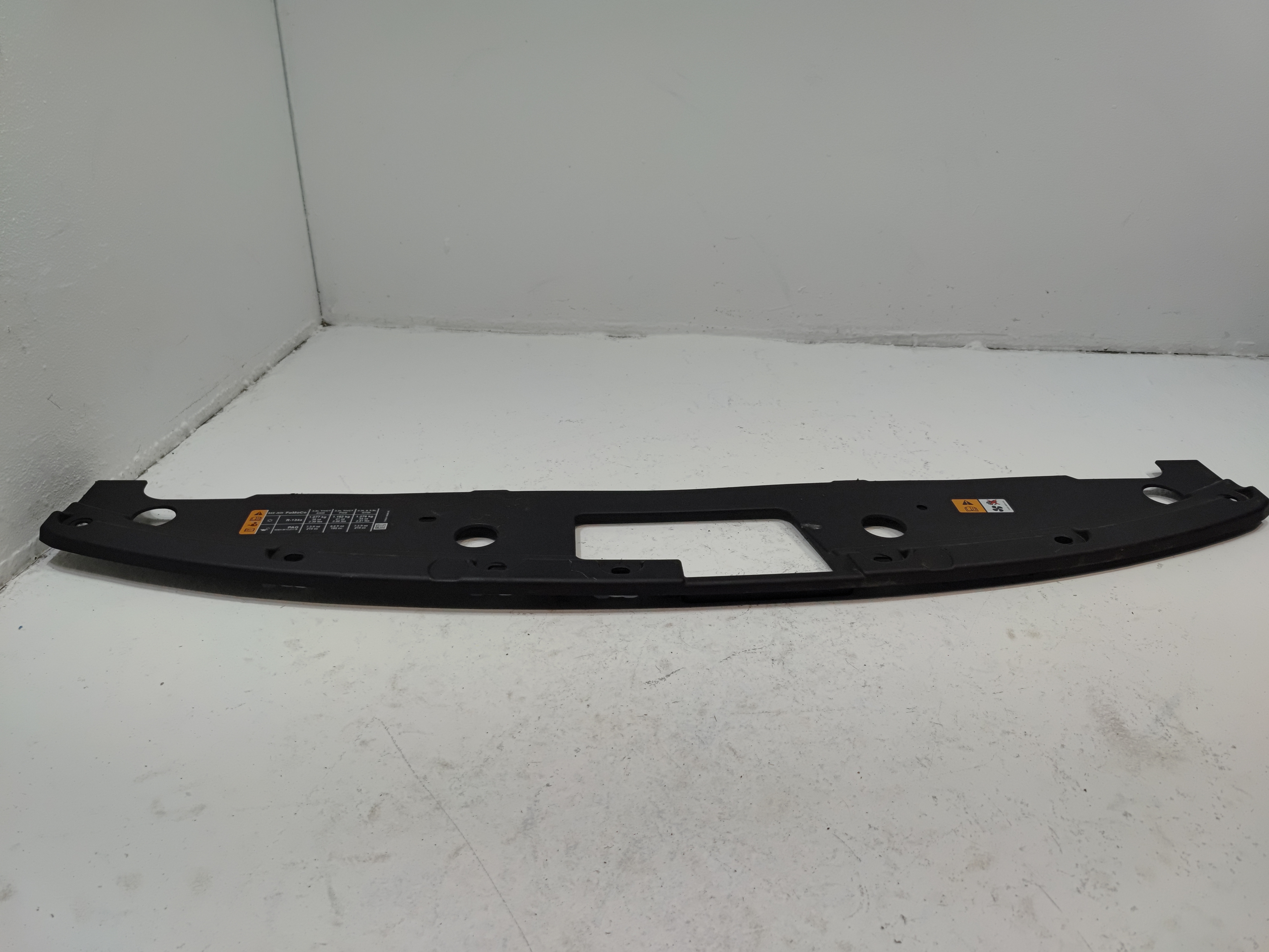 2016-2019 Ford Explorer Radiator Core Upper Top Sight Shield Cover Panel OEM