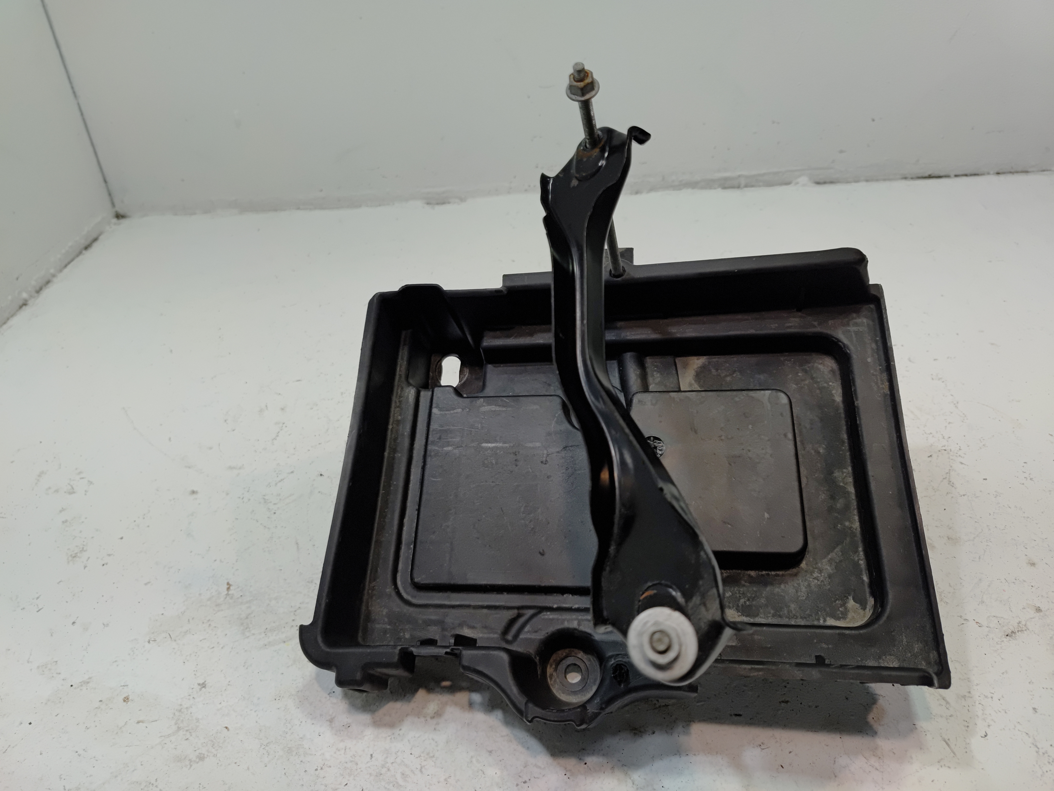 2011-2019 Ford Explorer Battery Tray Holder Box Carrier W/ Hold Down Bracket OEM