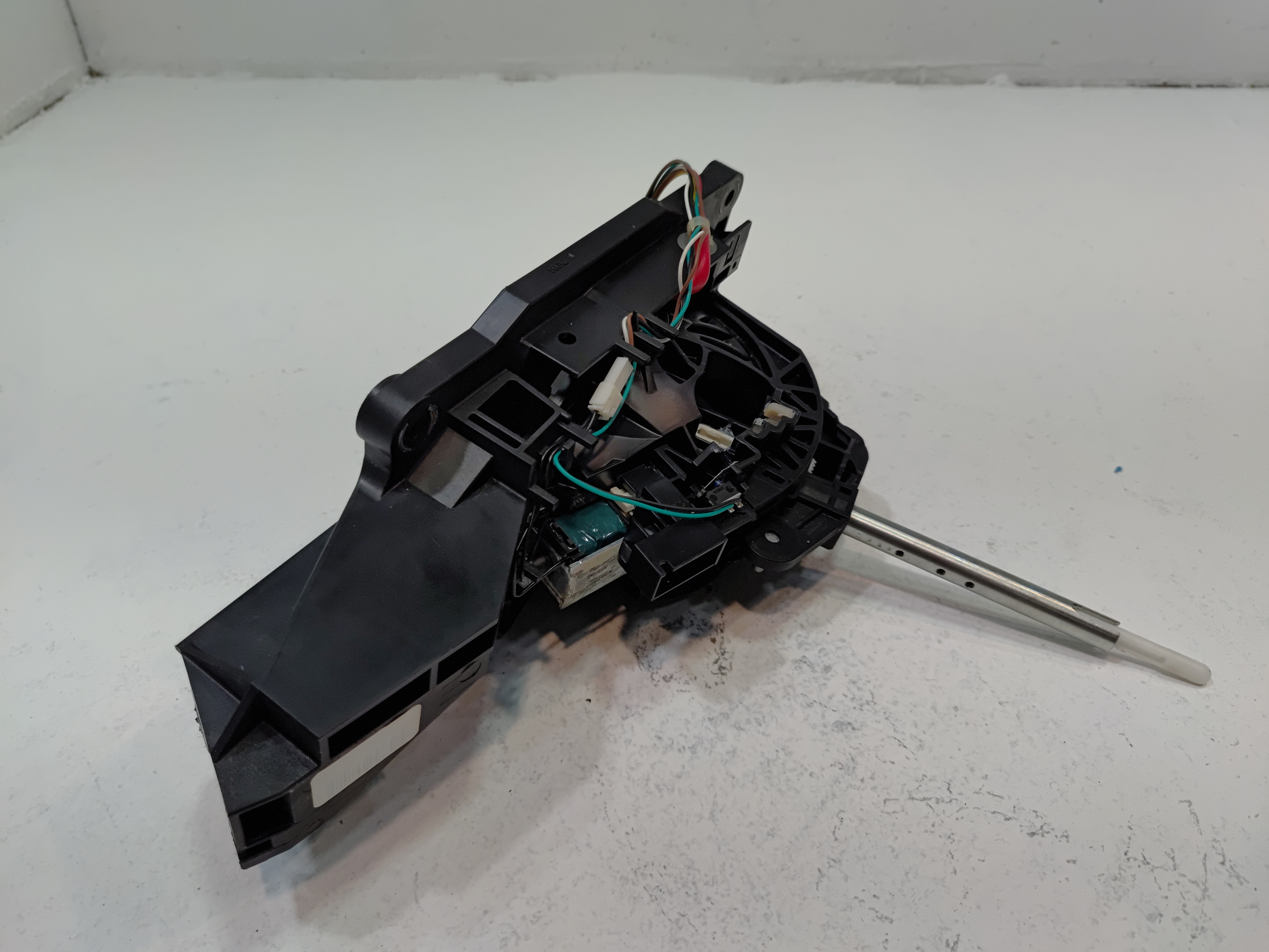 2018-19 Ford Explorer 6 Speed Auto Transmission Gear Shifter Selector Lever OEM