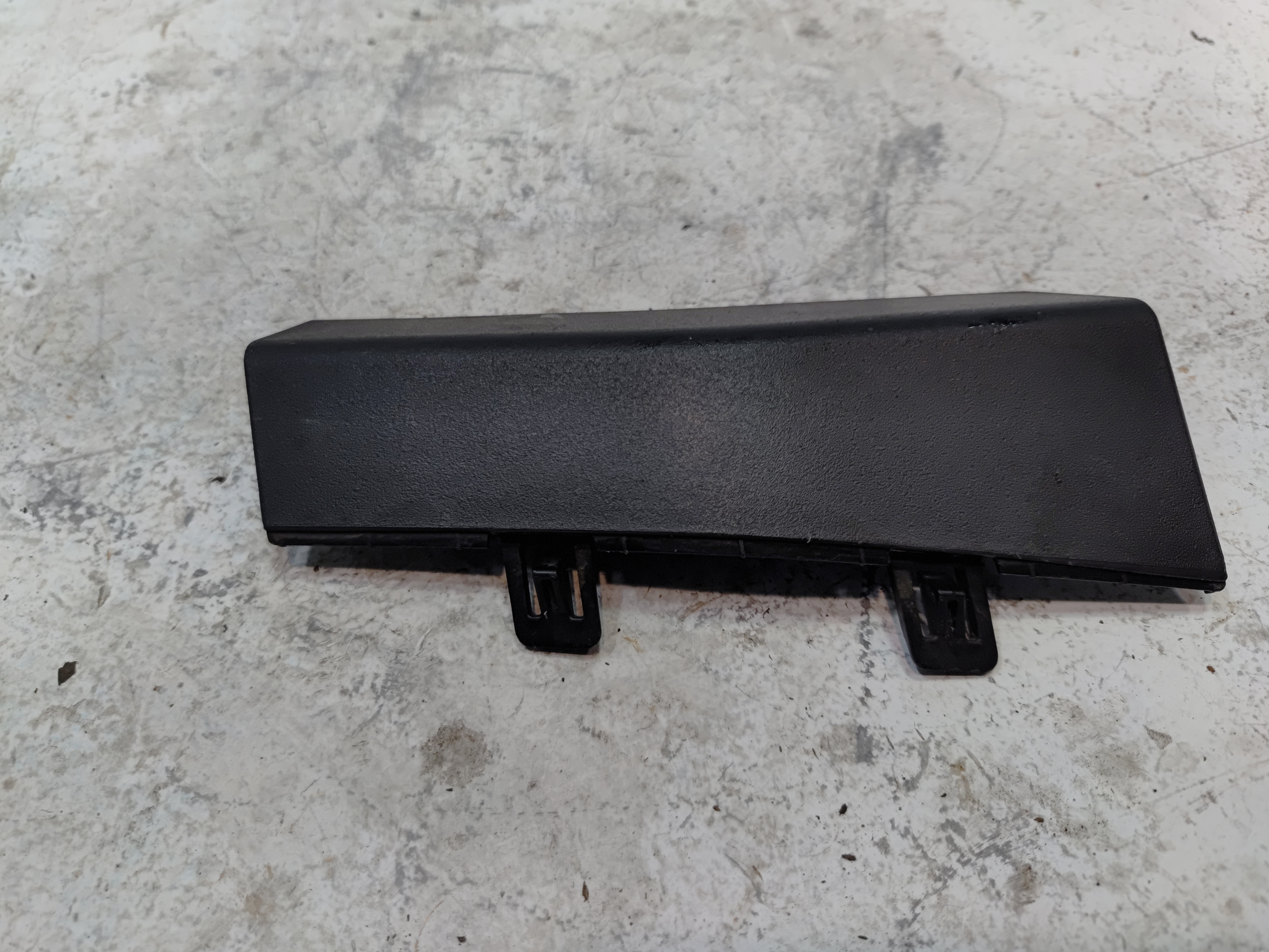 2016-2022 HONDA PILOT FRONT RIGHT PASSENGER WIPER COWL EXTENSION OEM