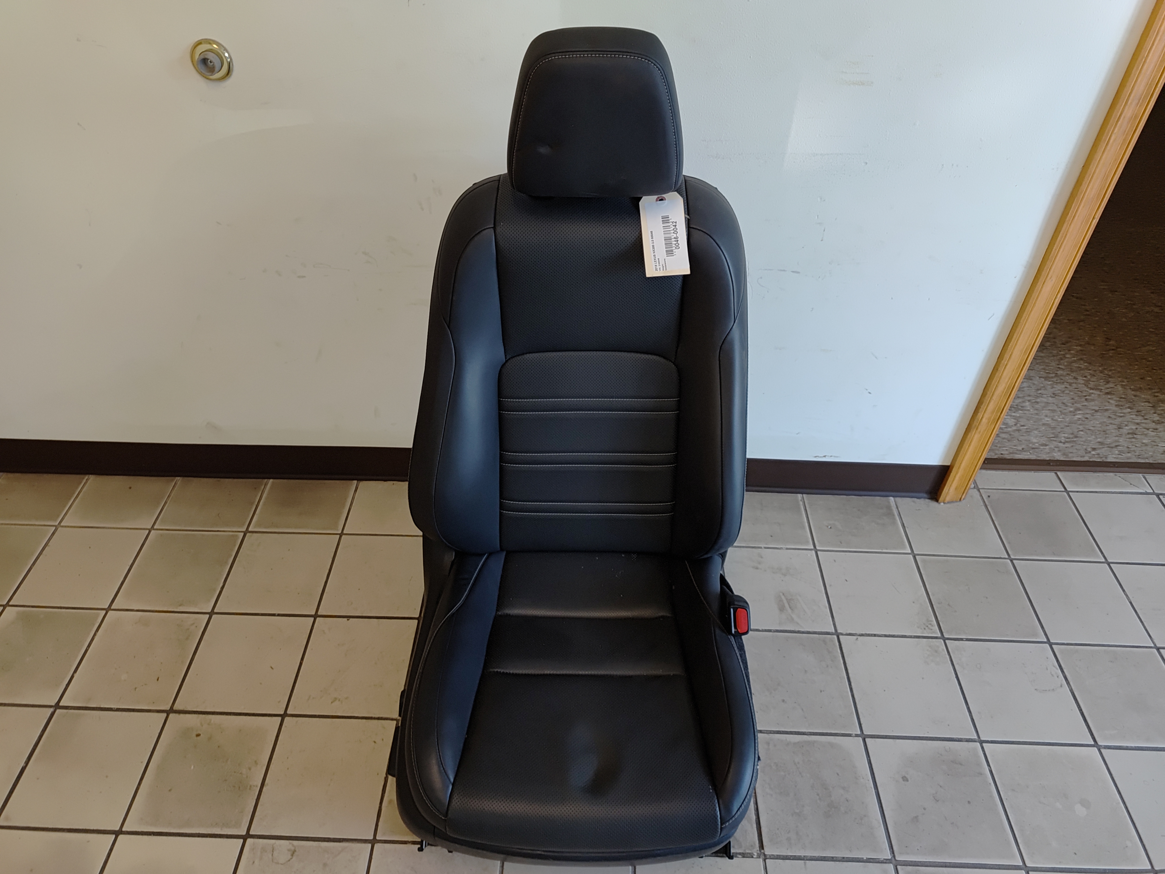 2018-2021 Lexus NX300 Front Right Passenger Seat Assembly Leather Black OEM