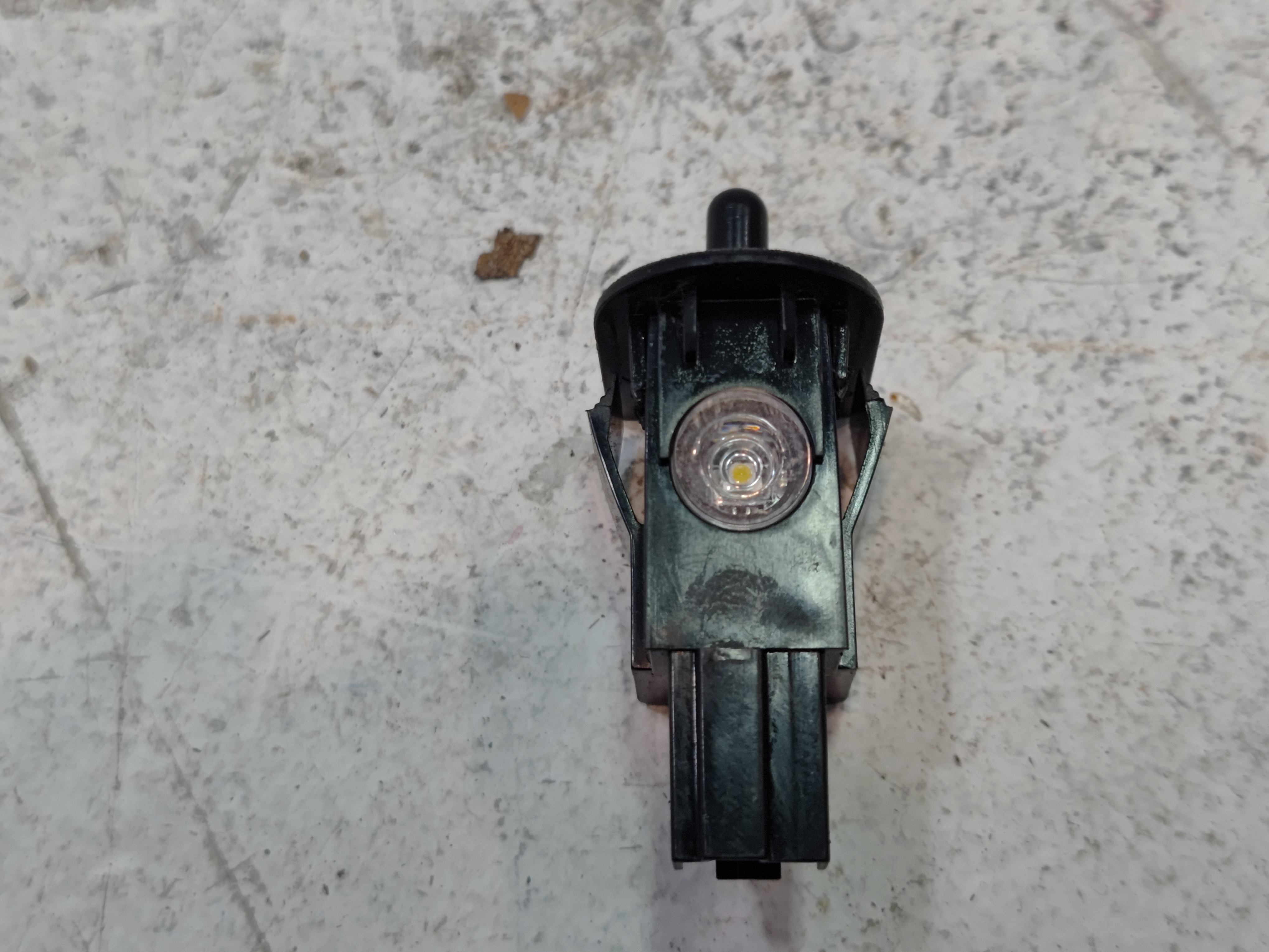 2015-2020 FORD F-150 FRONT RIGHT DASH GLOVE BOX LIGHT SWITCH CONTROL OEM