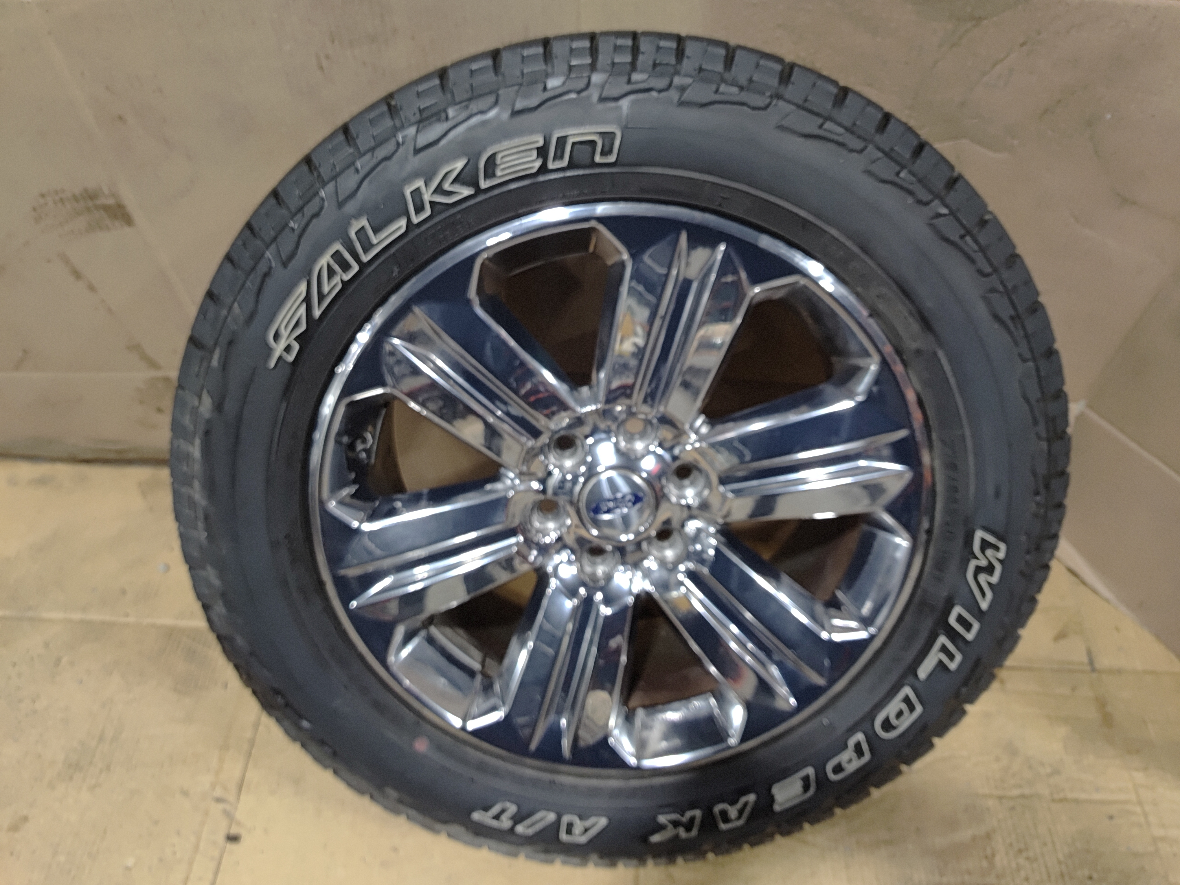 2018-2020 FORD F-150 XLT 20 INCH WHEEL RIM TIRE 20x8.5J 275/55/R20 OEM