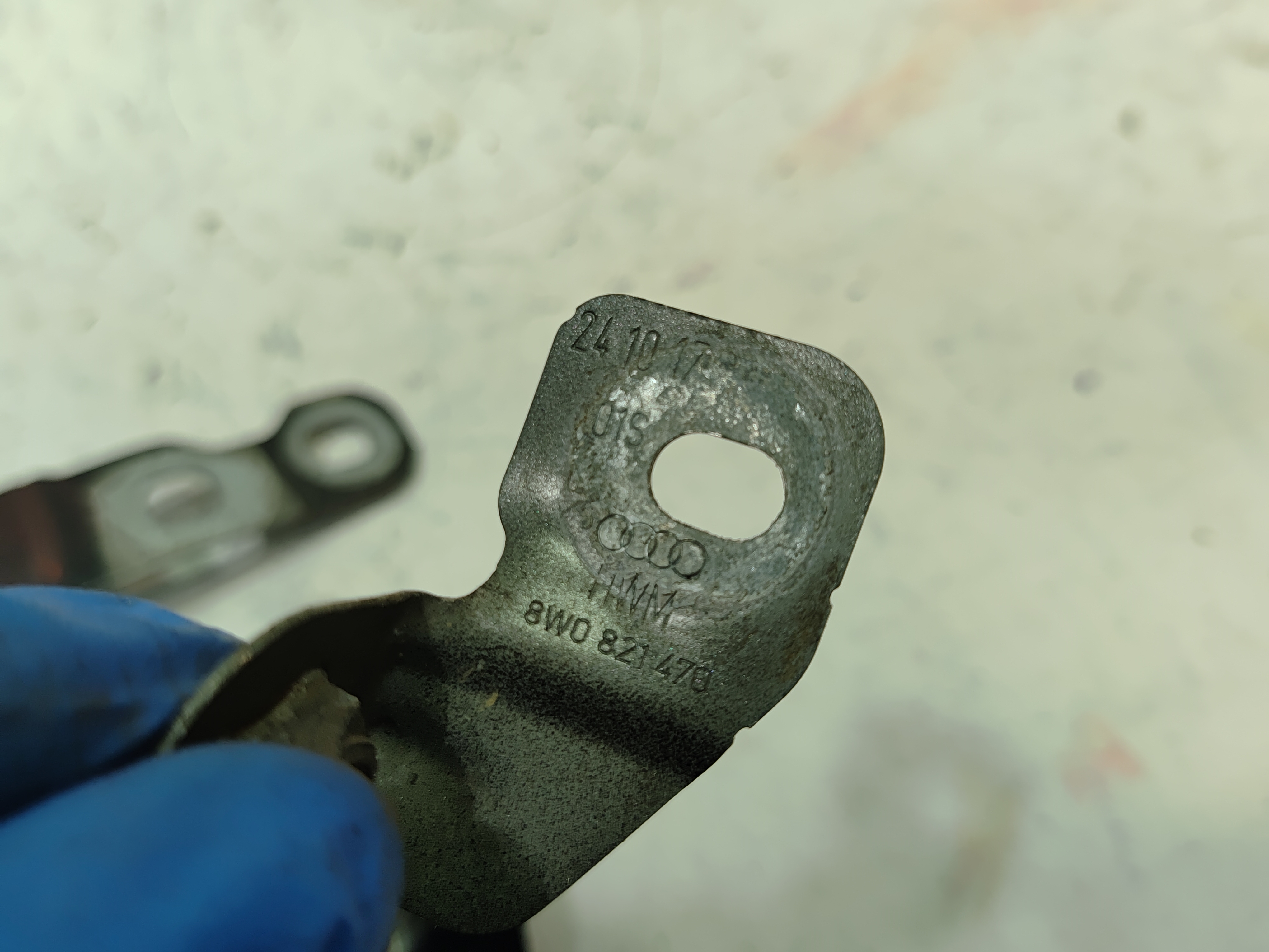 2019-2025 Audi RS5 Sportback Front Right Fender Mount Bracket Set of 3 Pcs OEM